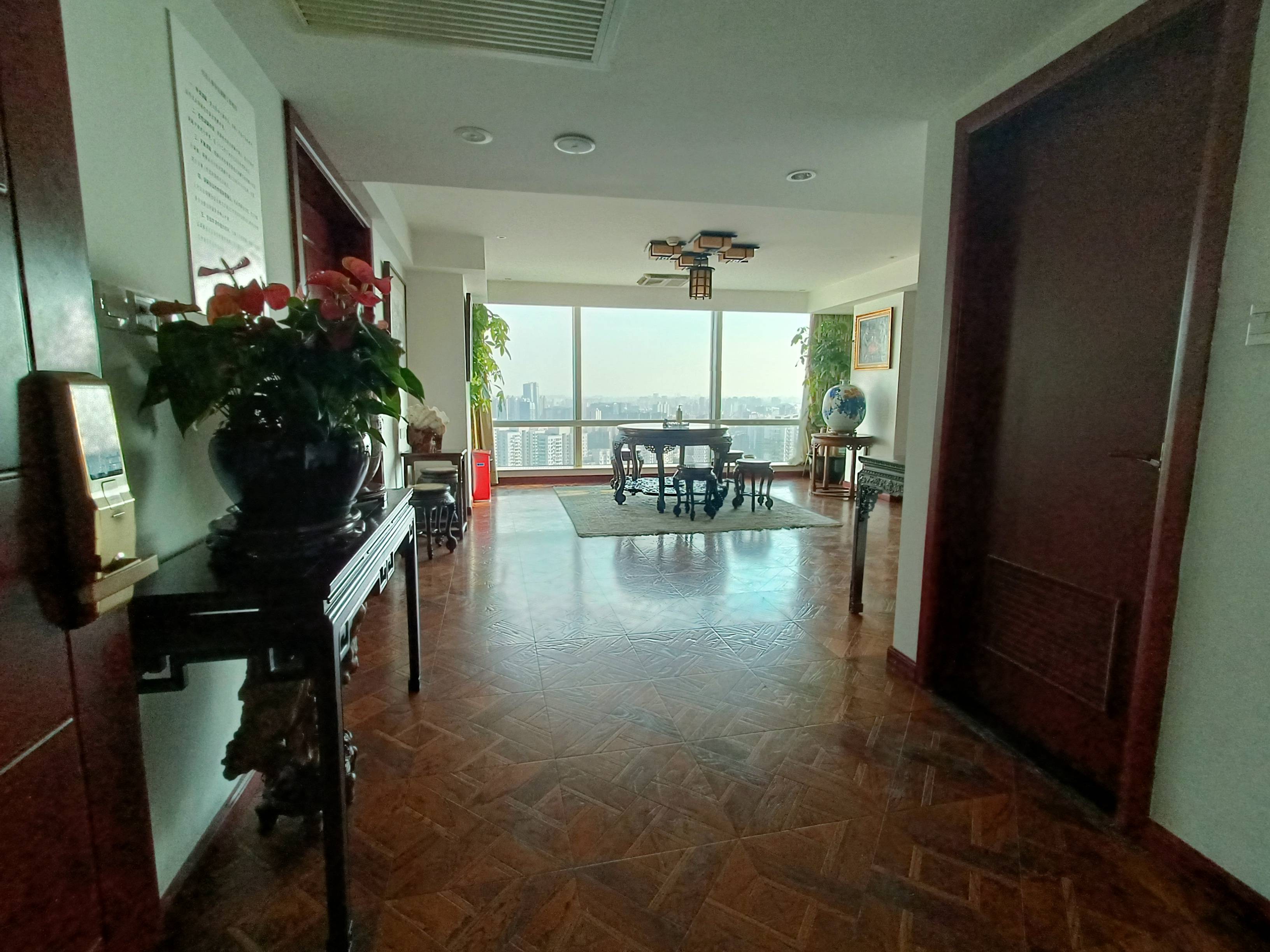 打浦桥中港汇黄浦135平米写字楼出租