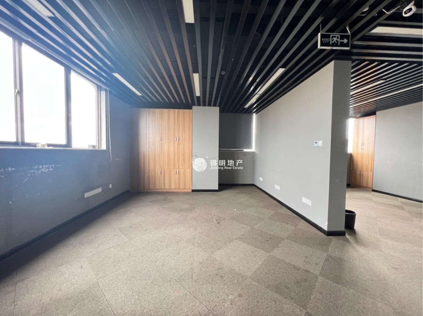 打浦桥宝鼎大厦172平米写字楼出租