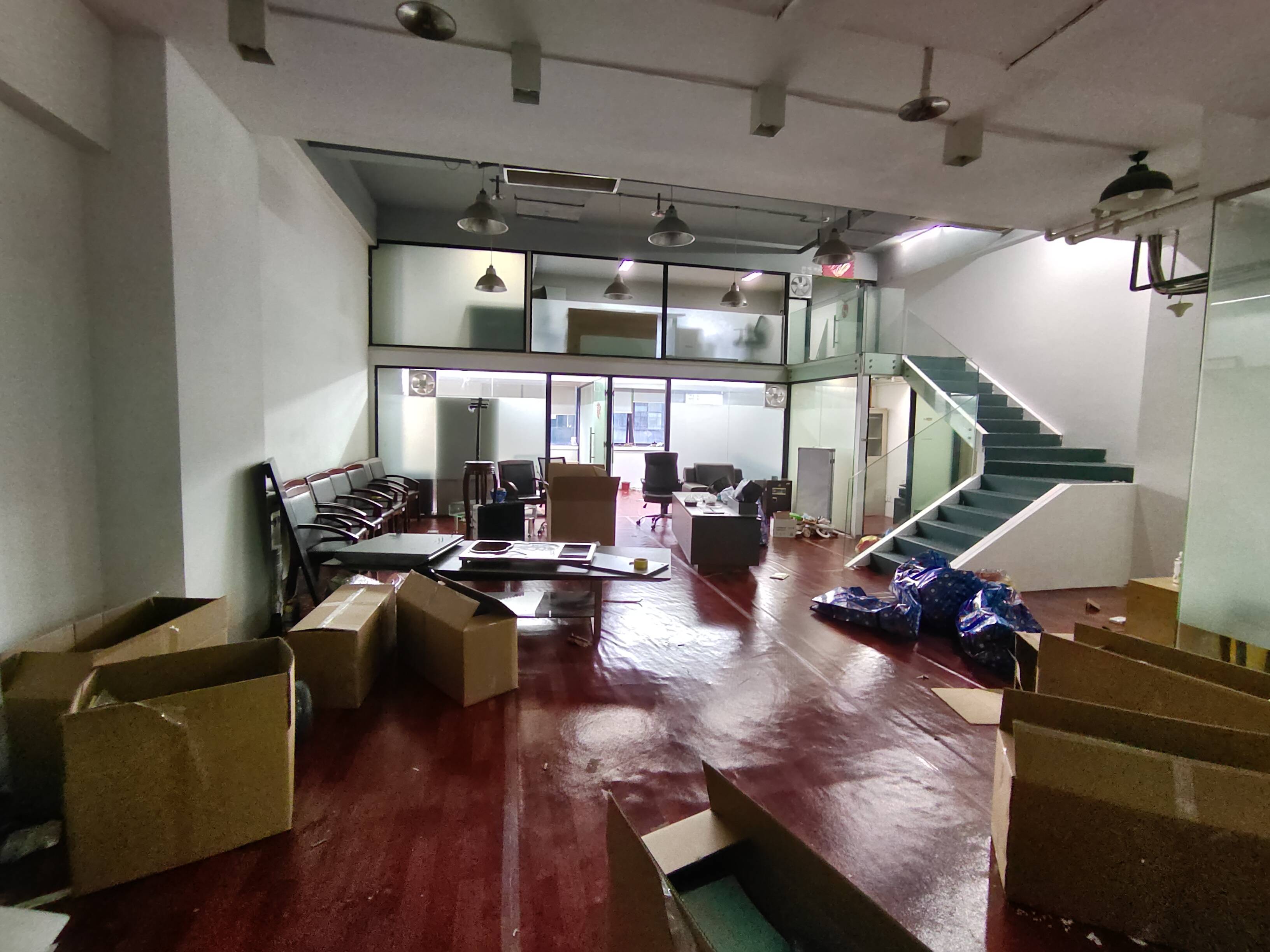 周家嘴路海上海178平米写字楼出租