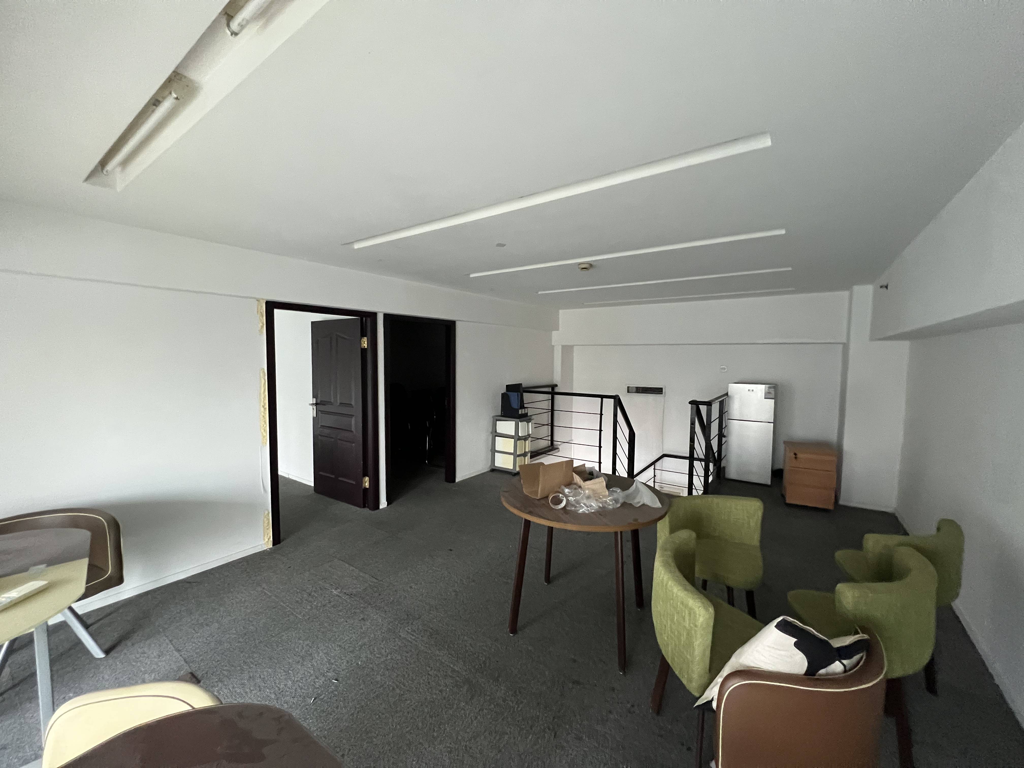 四川北路海泰时代大厦104平米写字楼出租