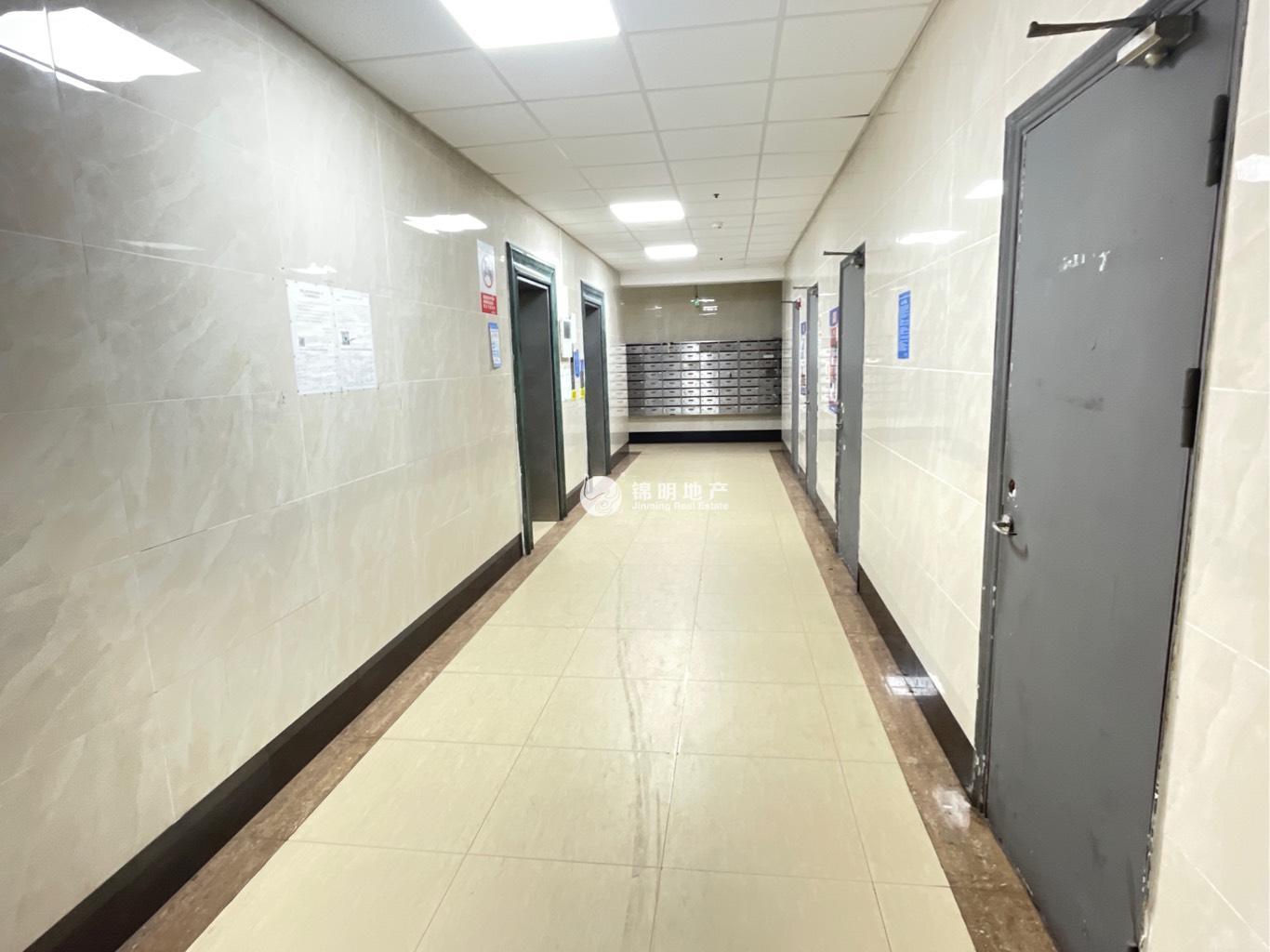 曹杨绿洲广场60平米写字楼出租