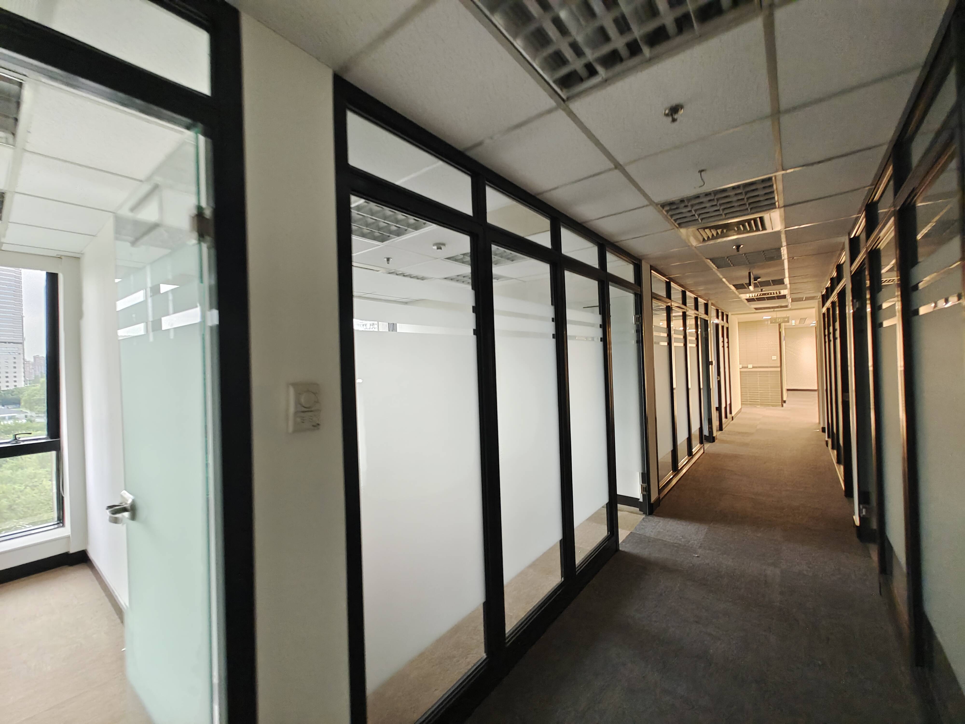 仙霞远东国际广场87平米写字楼出租