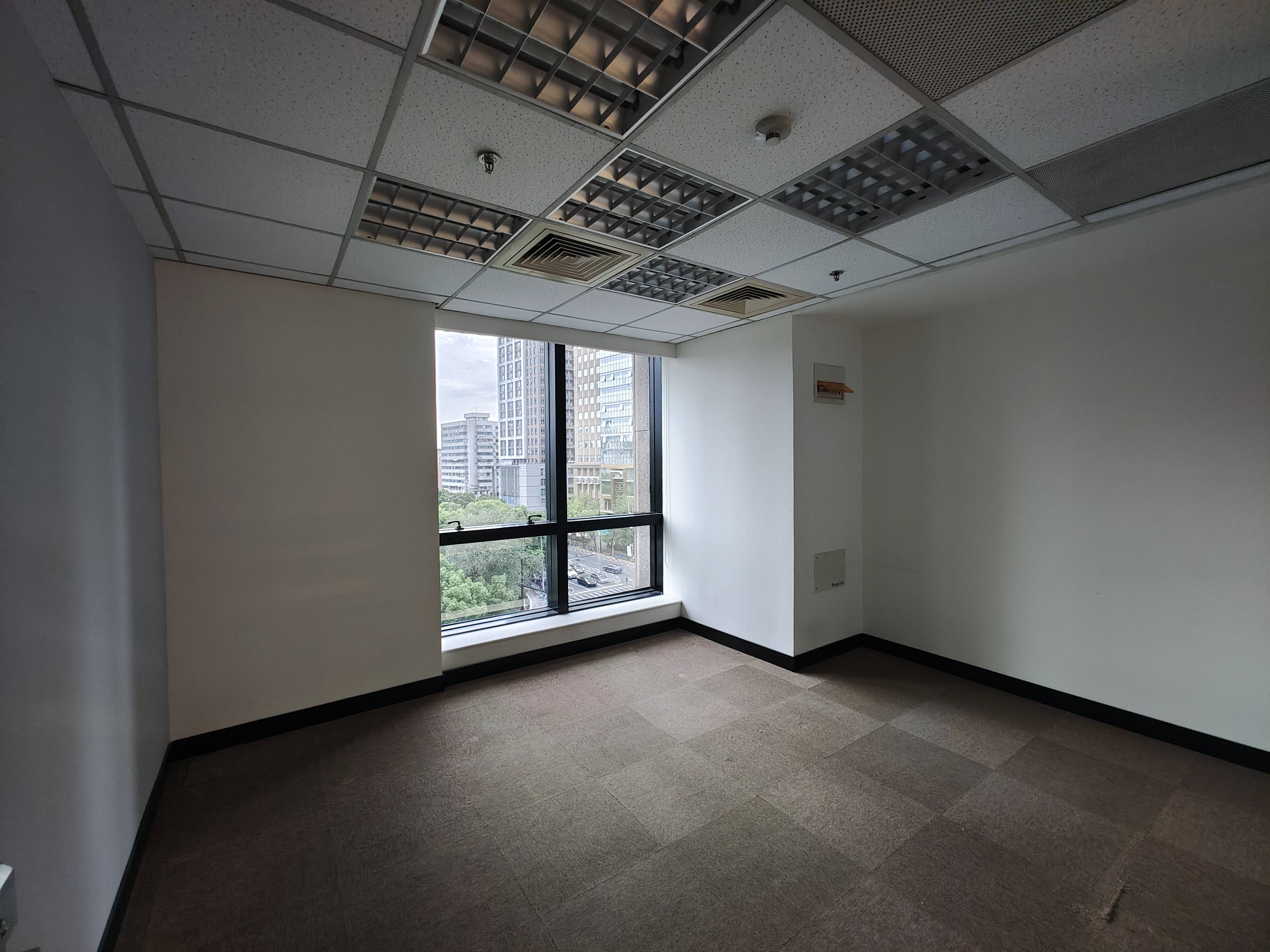 仙霞远东国际广场87平米写字楼出租