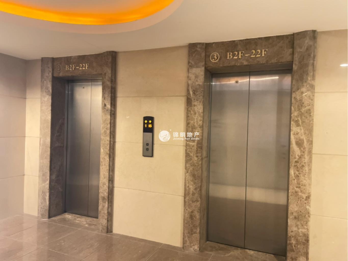 临平路飘鹰世纪大厦70平米写字楼出租