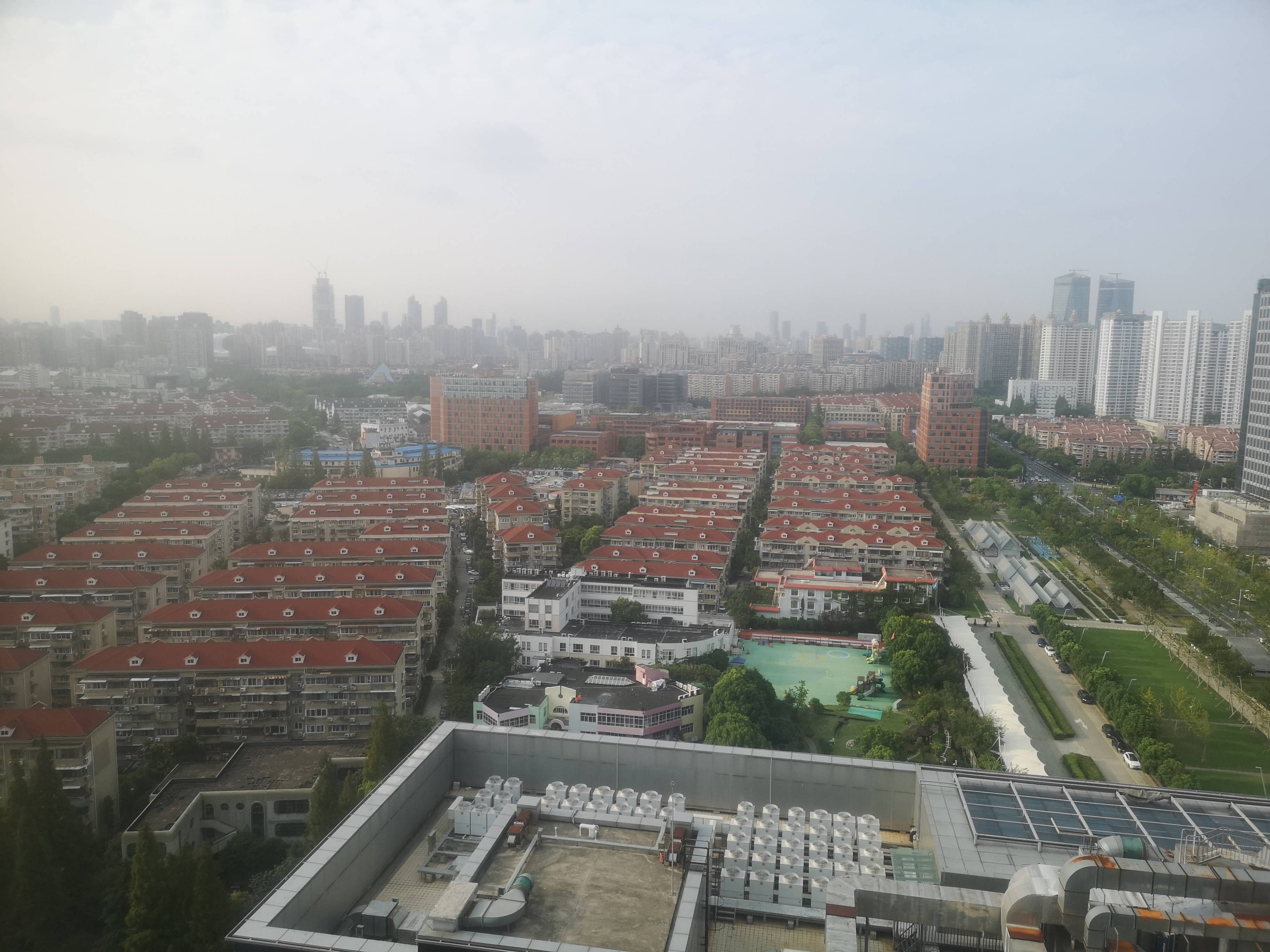 龙华绿地汇中心64平米写字楼出租