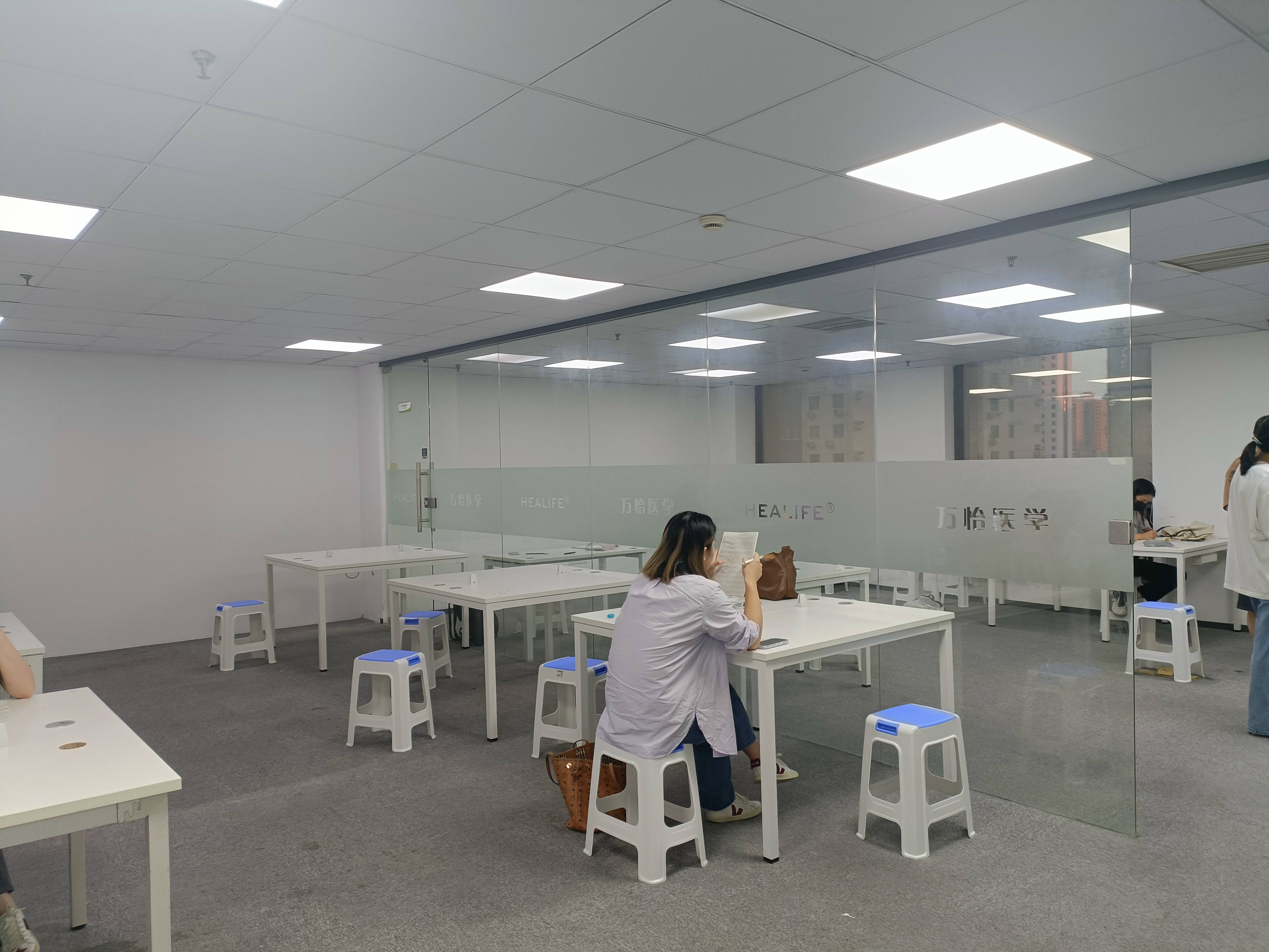 徐家汇亚太企业大楼115平米写字楼出租