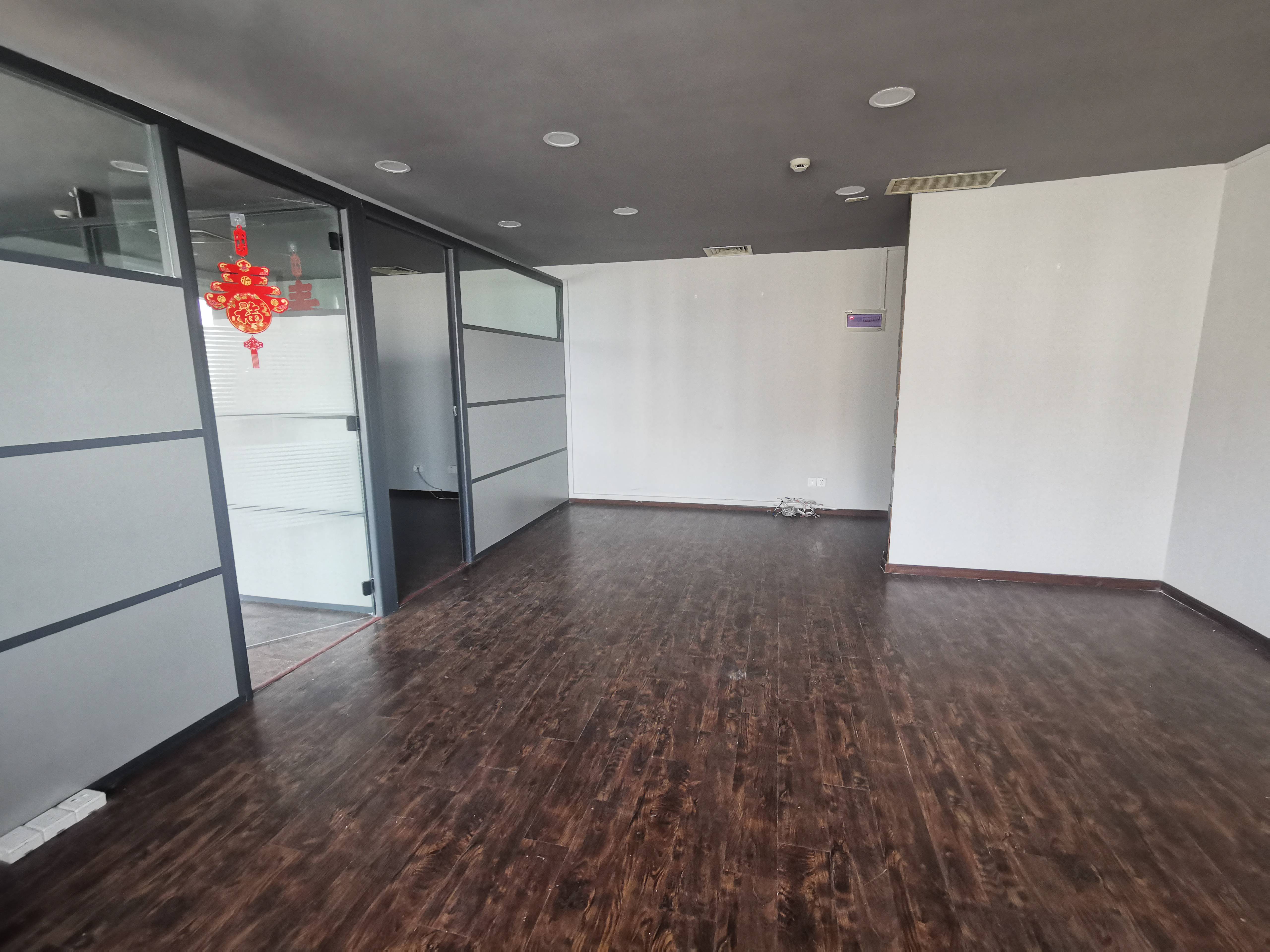 真如中友大厦110平米写字楼出租