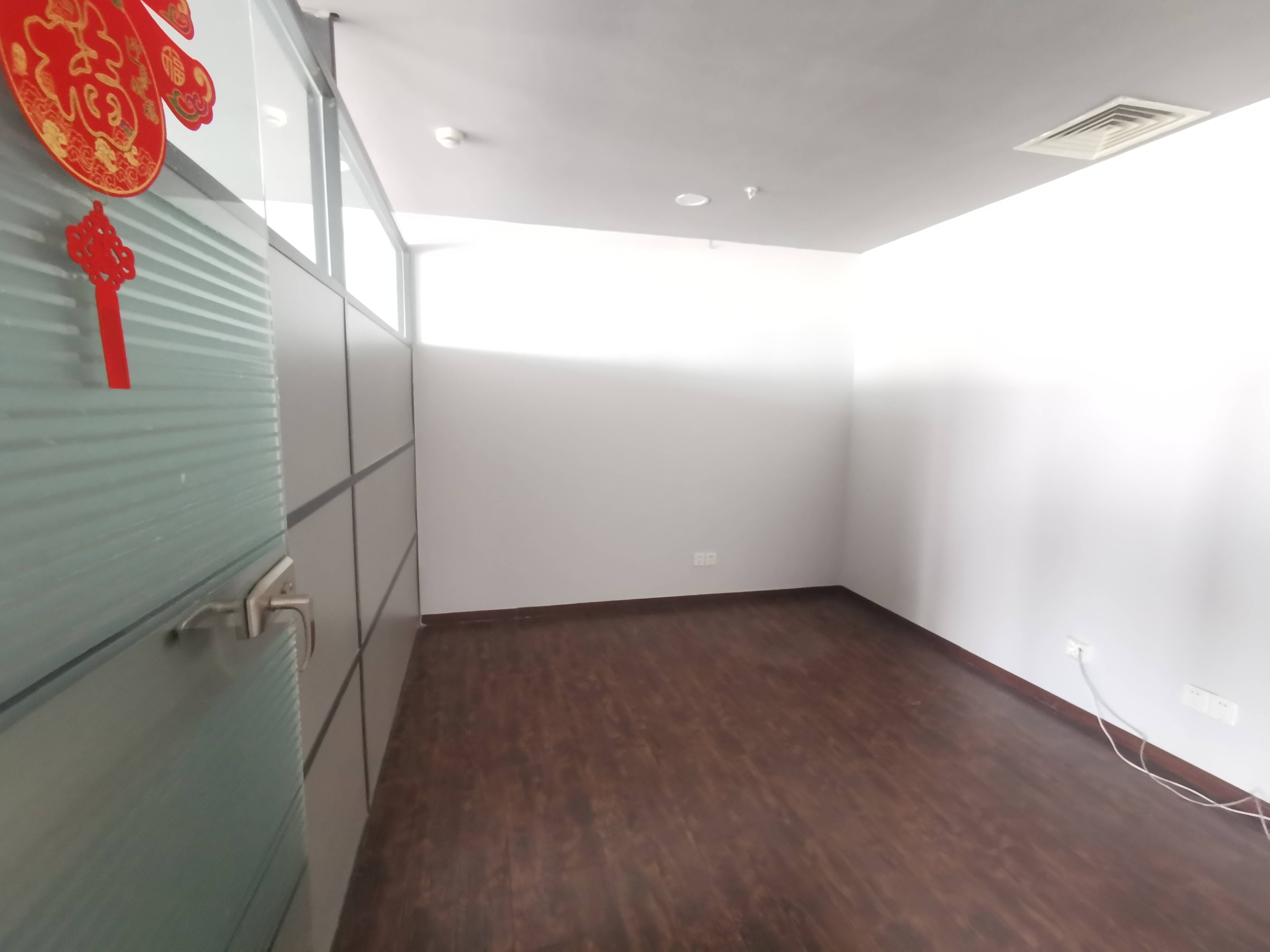 真如中友大厦110平米写字楼出租