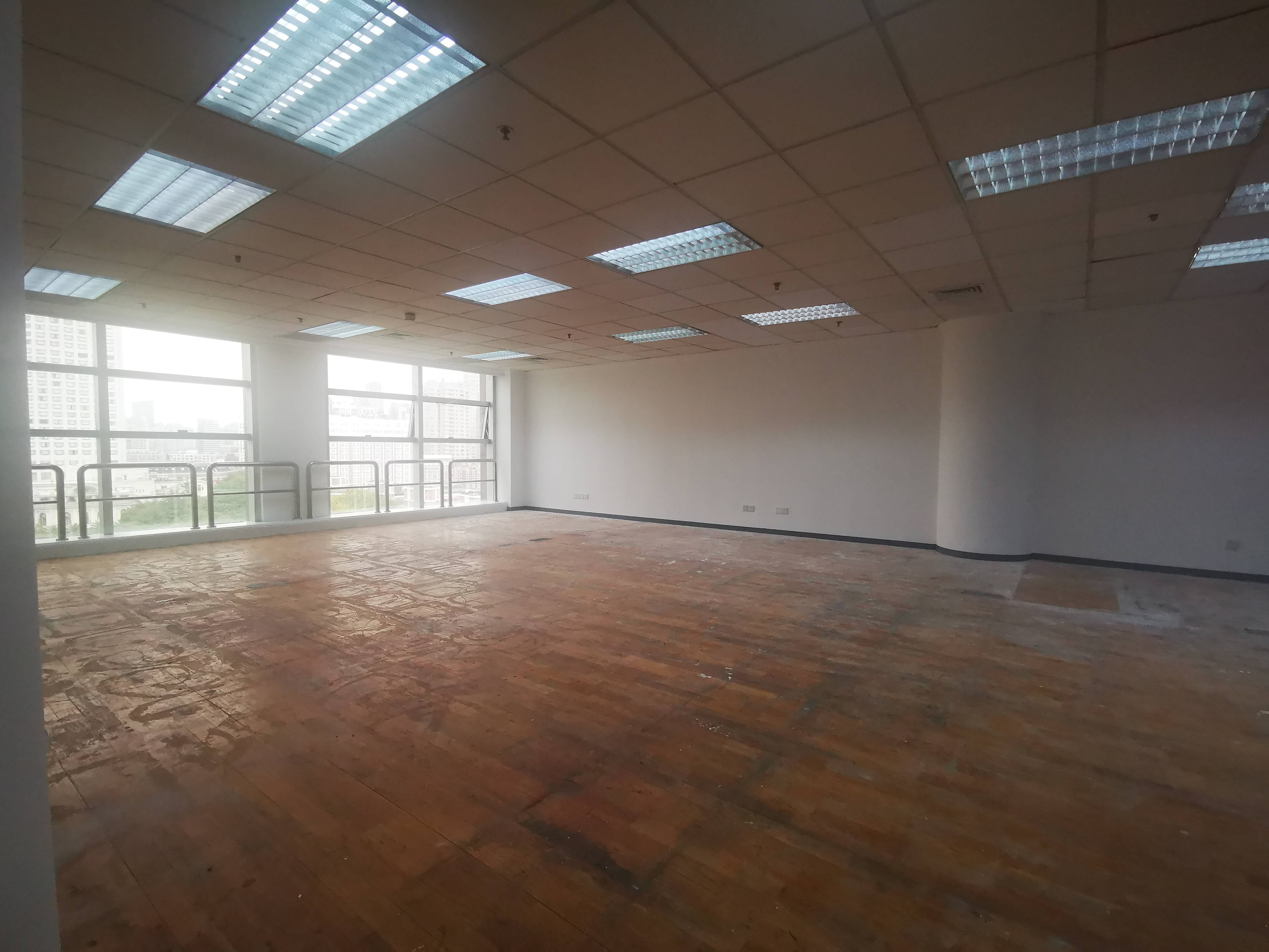 淮海中路永新大厦152平米写字楼出租