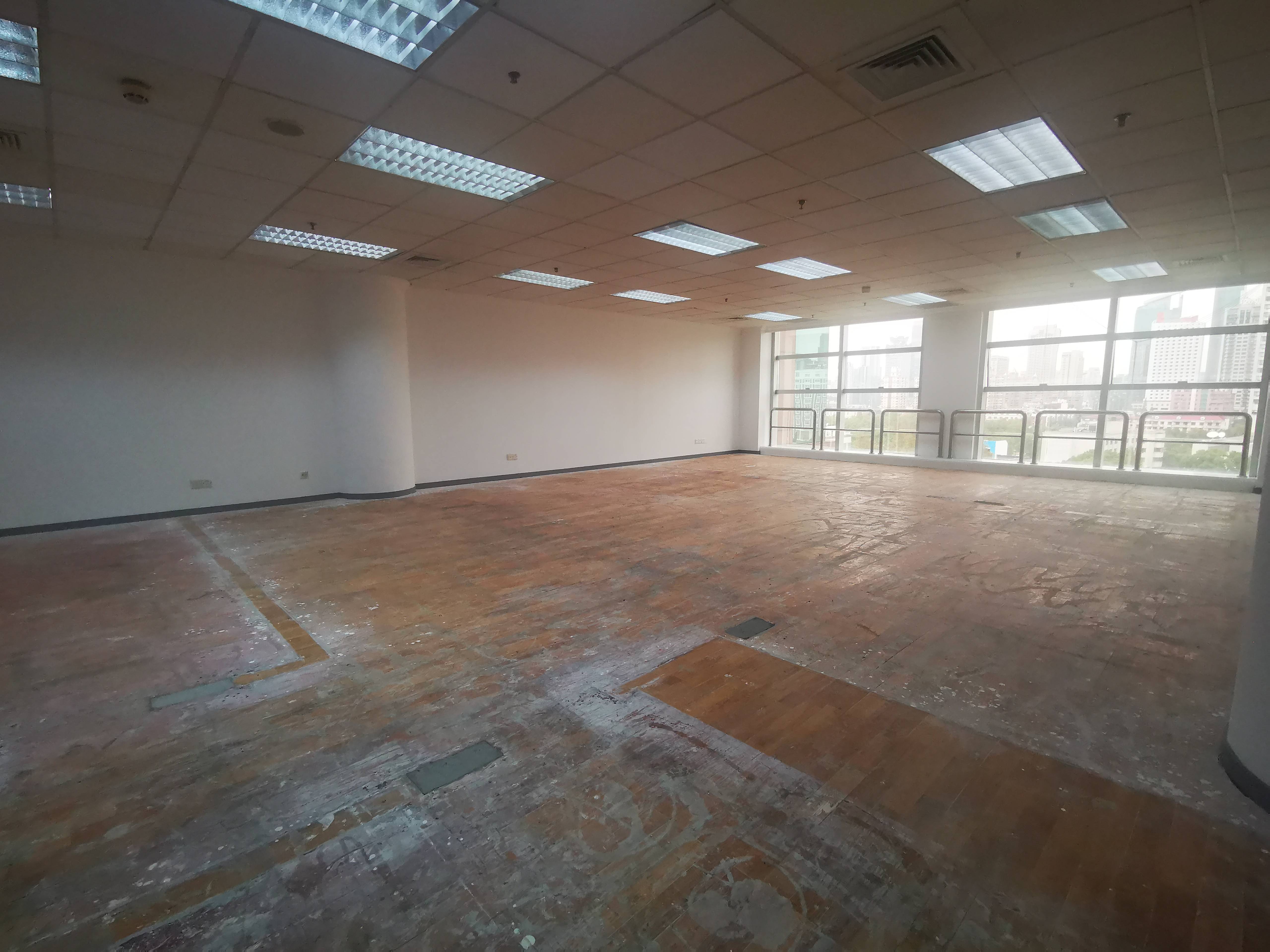 淮海中路永新大厦152平米写字楼出租