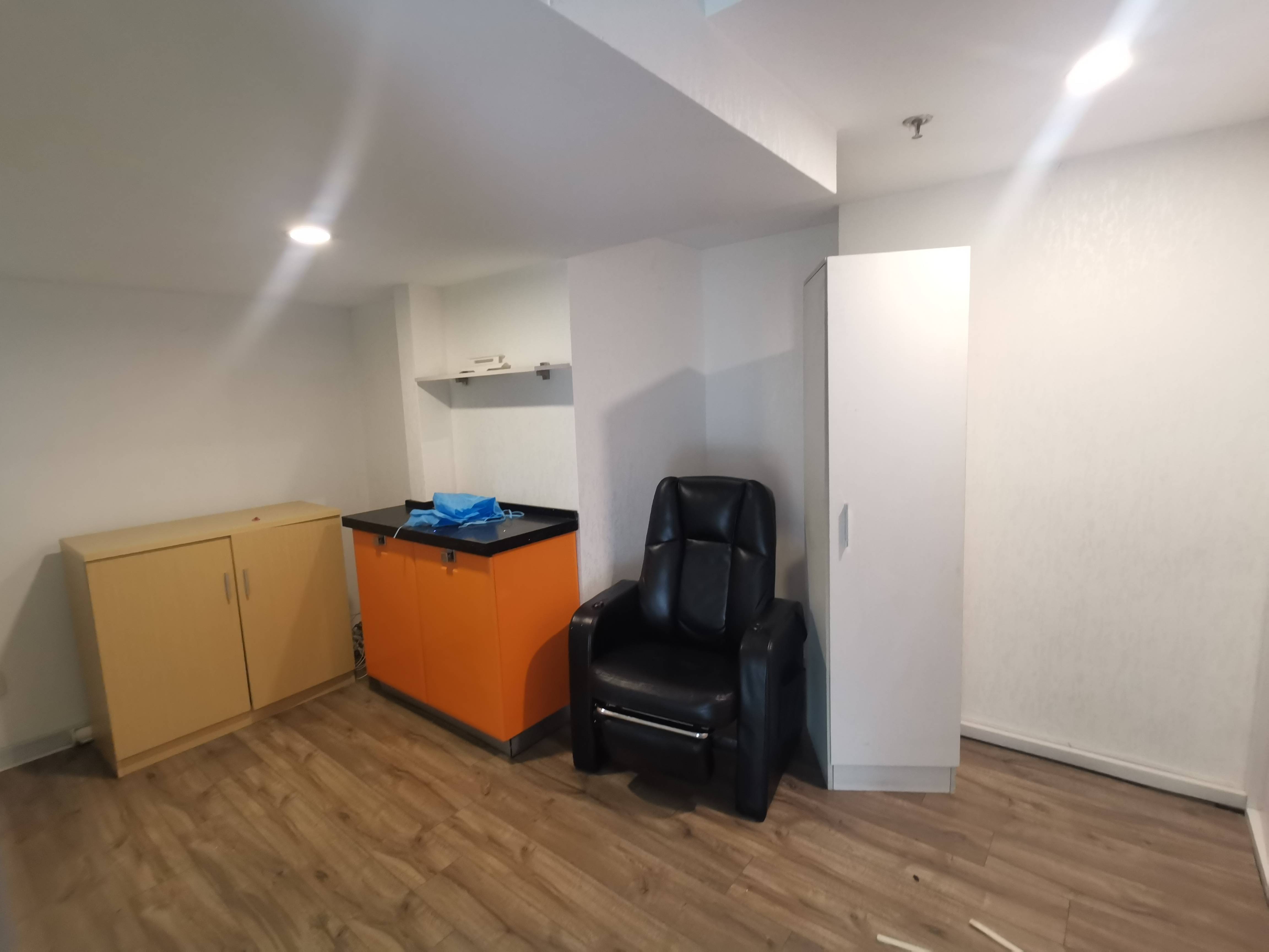 曹杨尚诚国际92平米写字楼出租