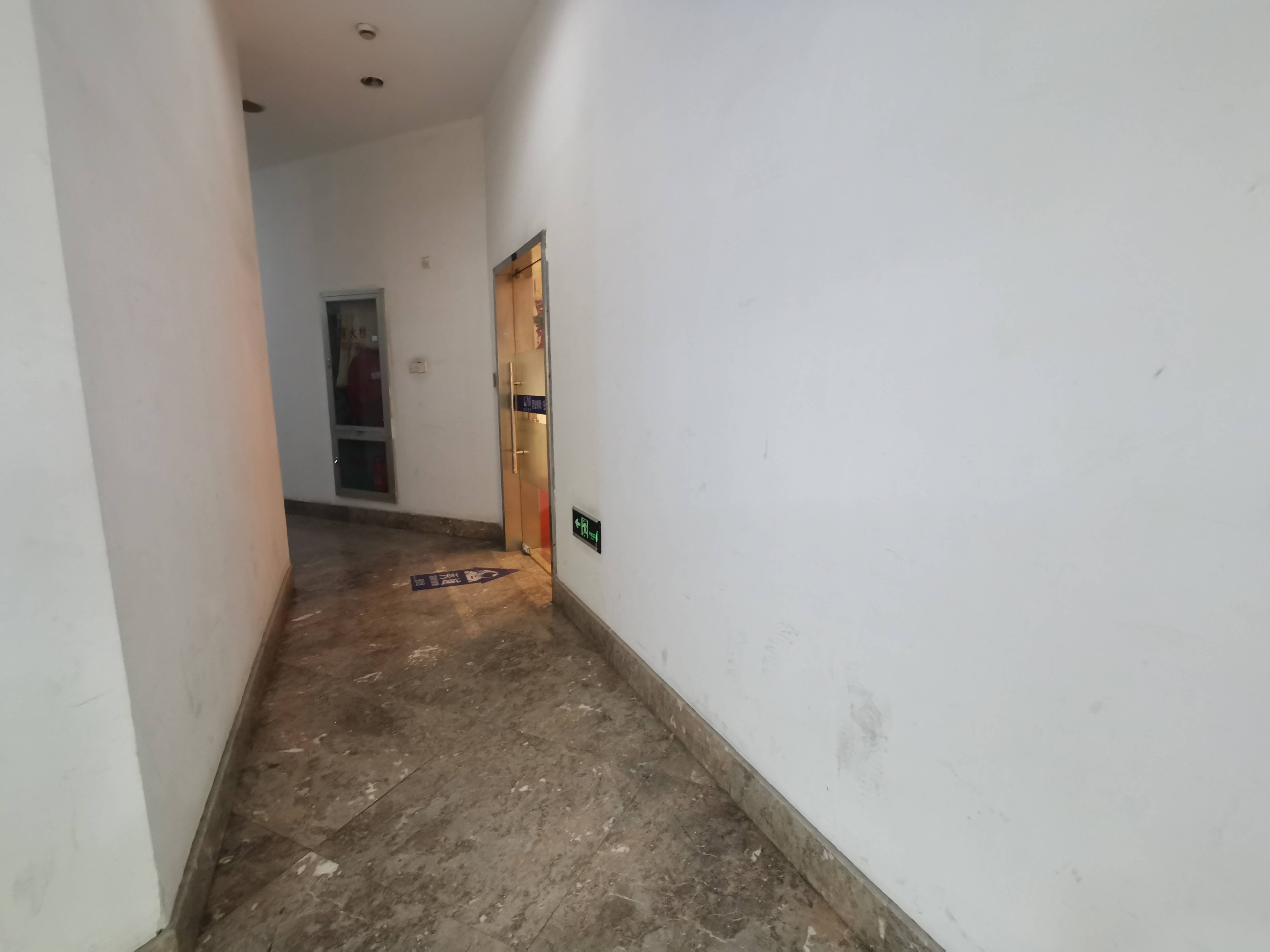 曹杨尚诚国际92平米写字楼出租