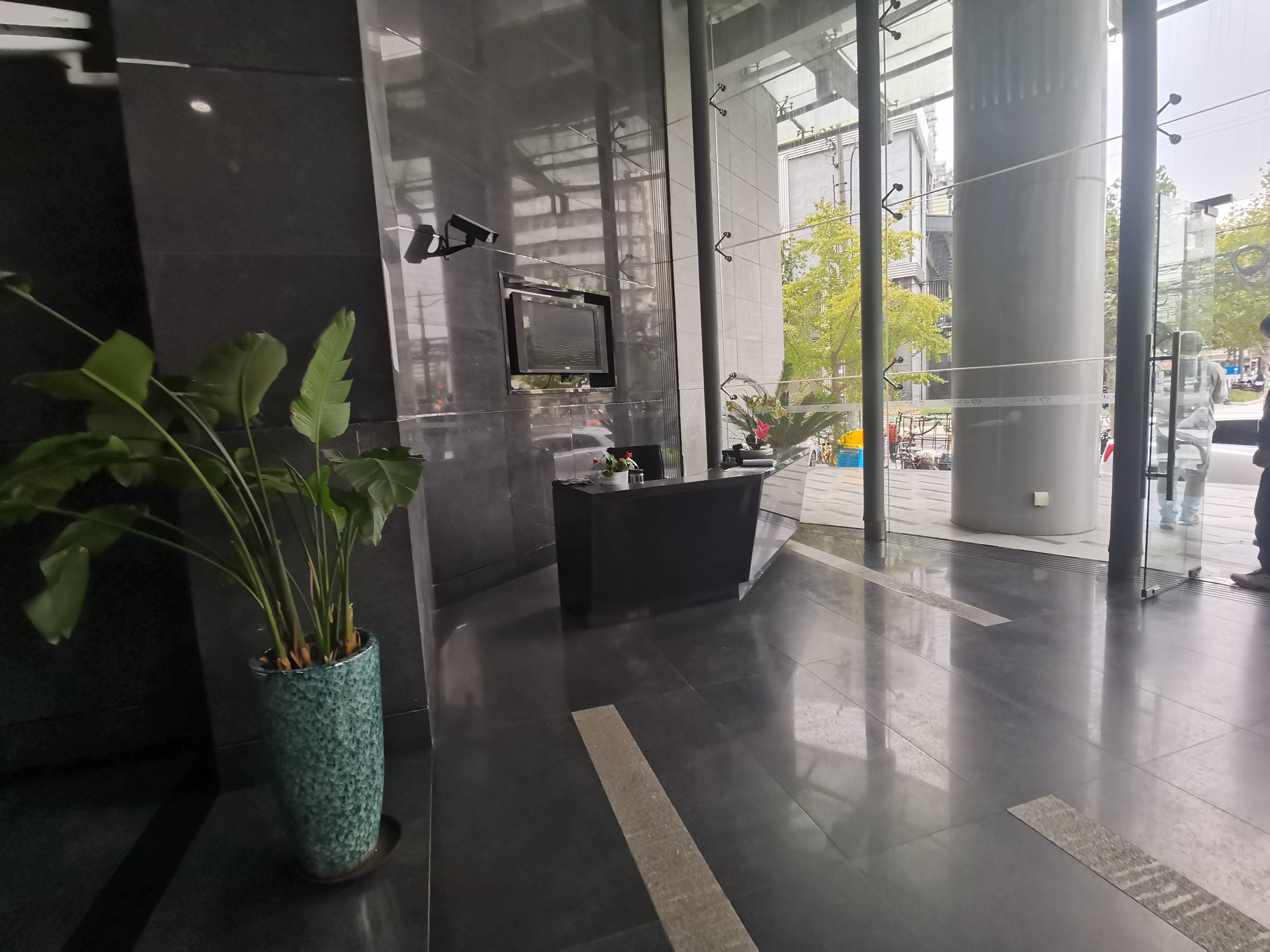 曹杨尚诚国际92平米写字楼出租