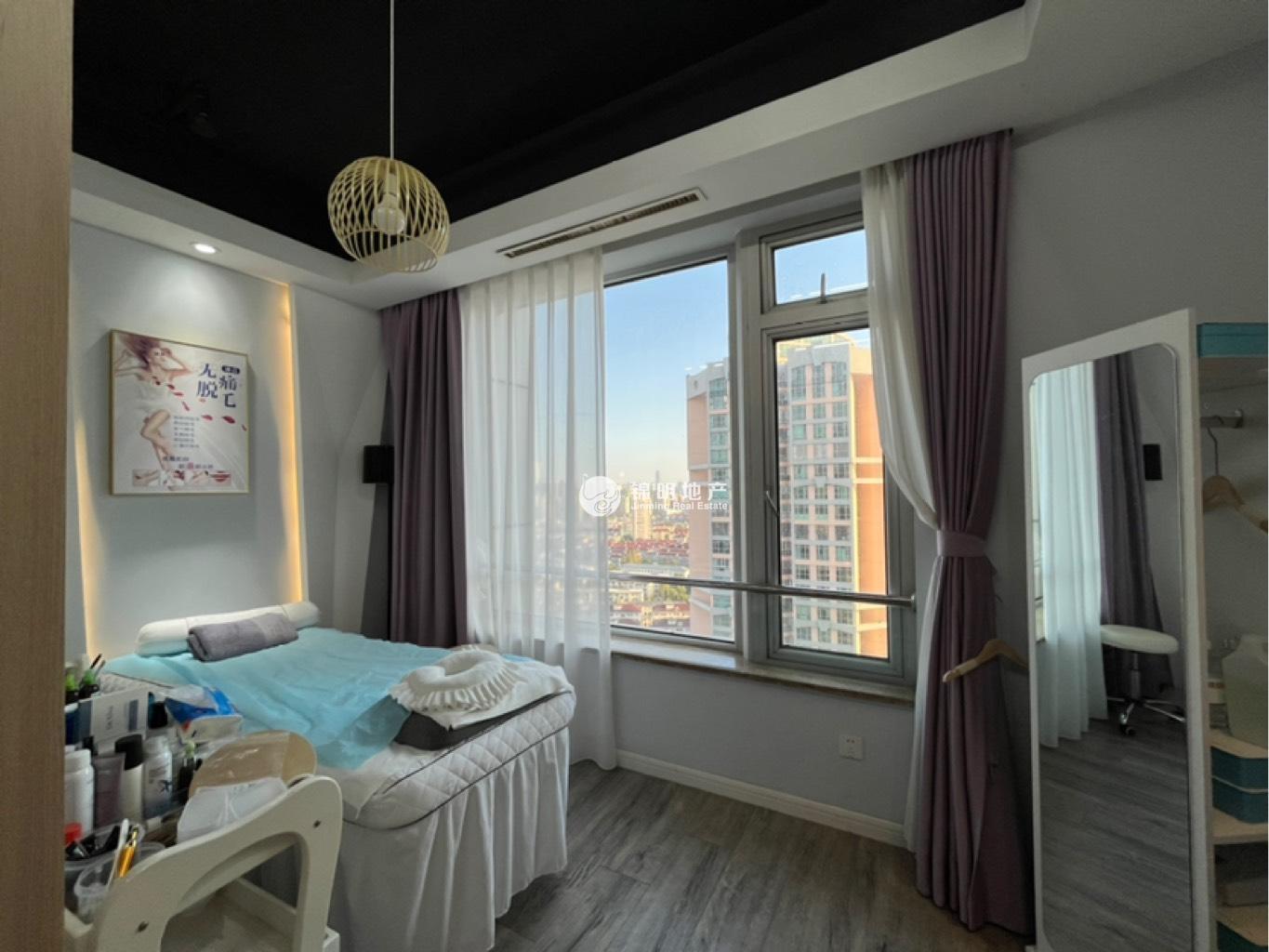 徐家汇嘉汇国际广场63平米写字楼出租