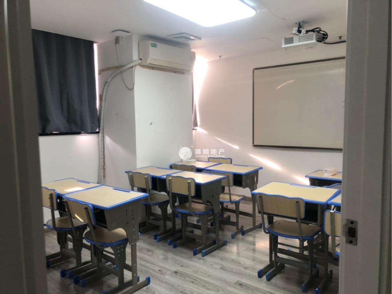 打浦桥宝鼎大厦75平米写字楼出租