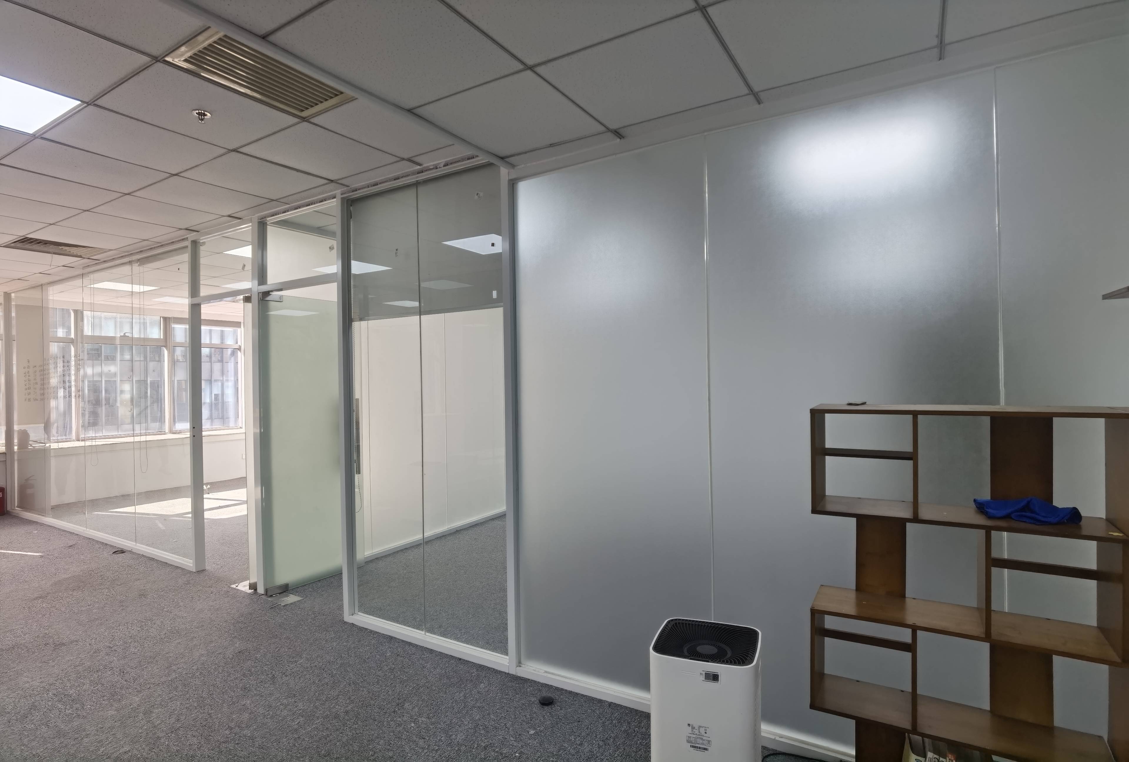 不夜城企业广场142平米写字楼出租