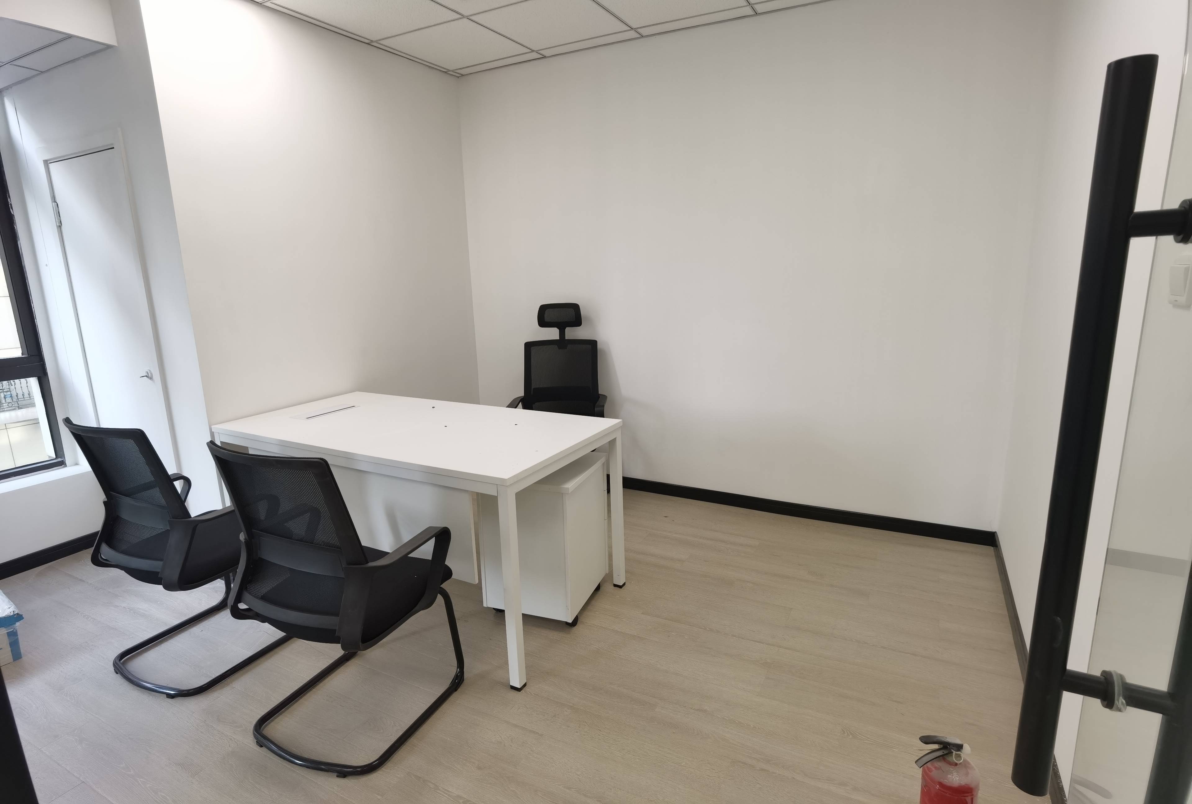 不夜城苏河1号125平米写字楼出租