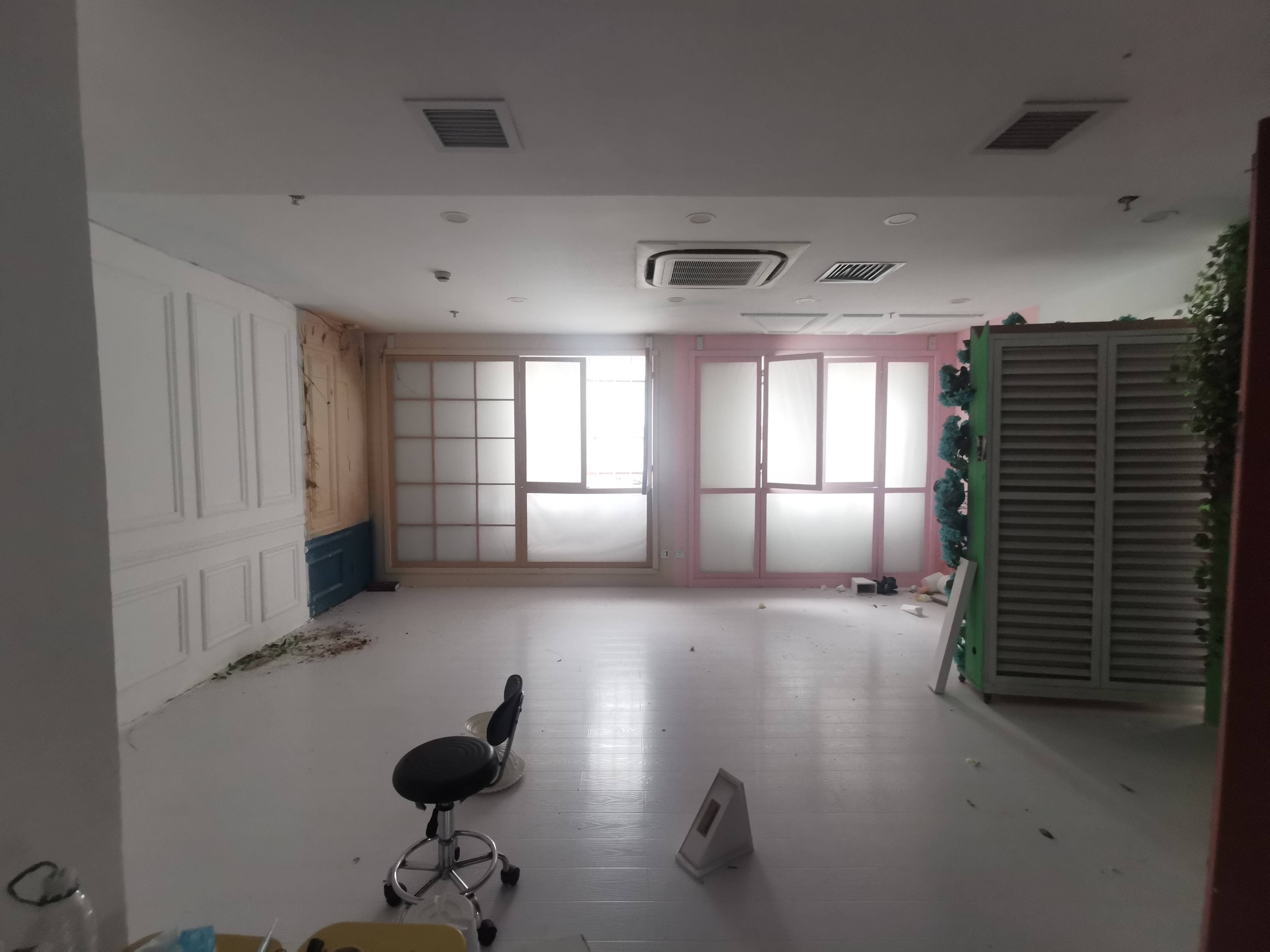 长寿路长久商务中心580平米写字楼出租