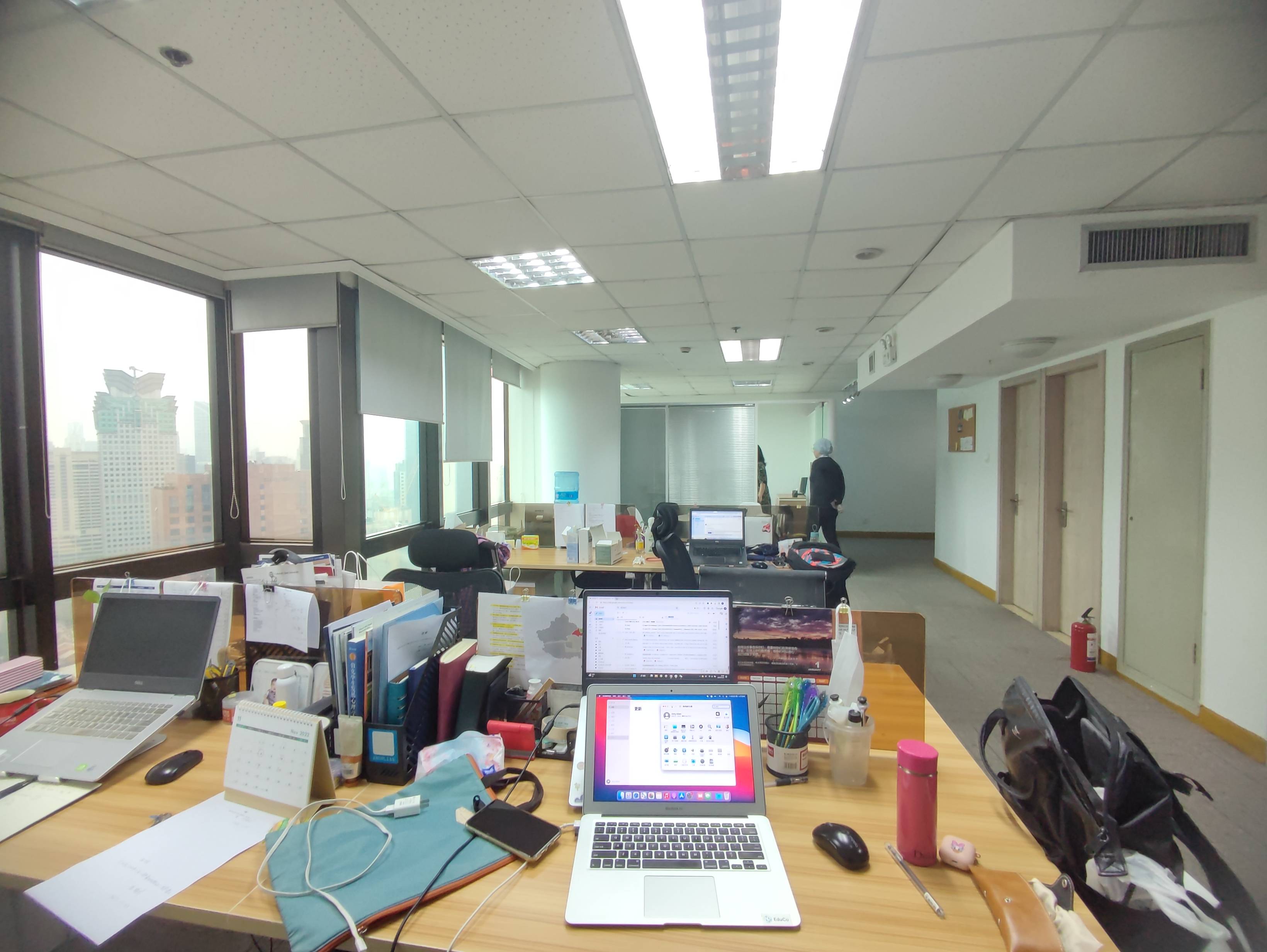 静安寺环球世界大厦60平米写字楼出租