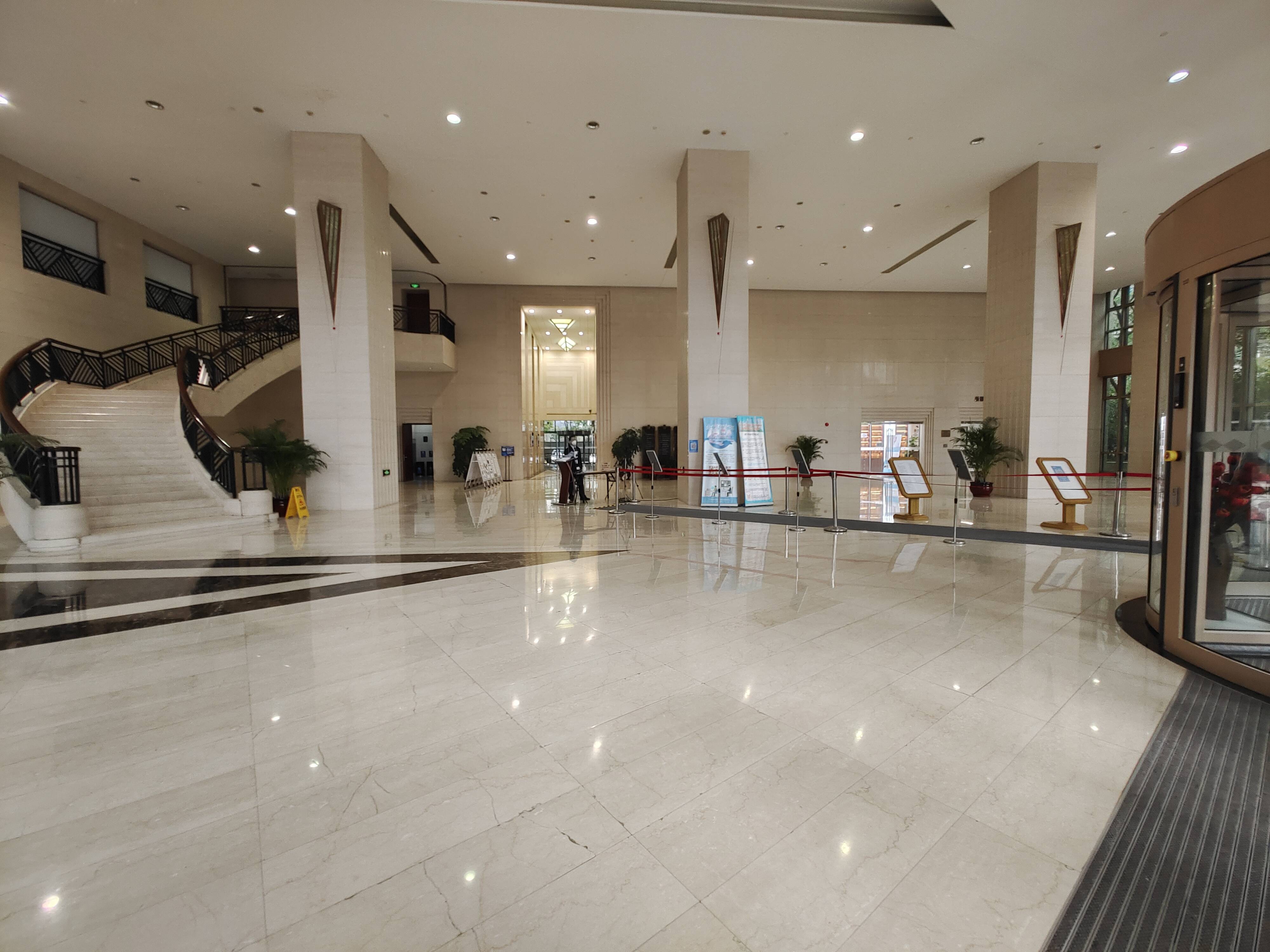 虹桥中山万博国际中心299平米写字楼出租