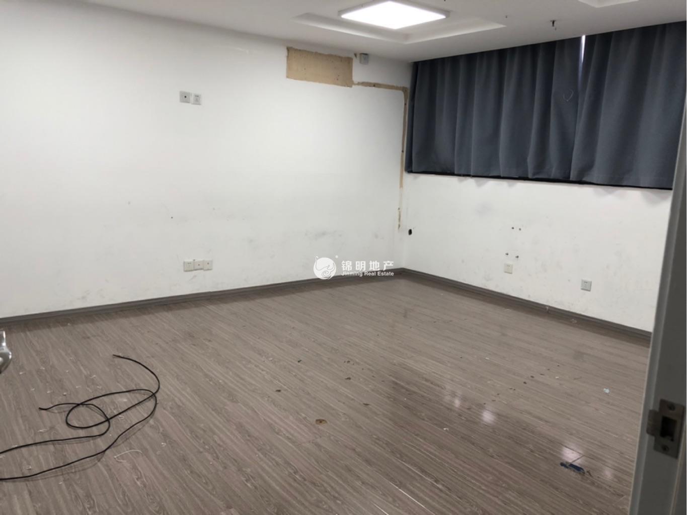 打浦桥宝鼎大厦75平米写字楼出租