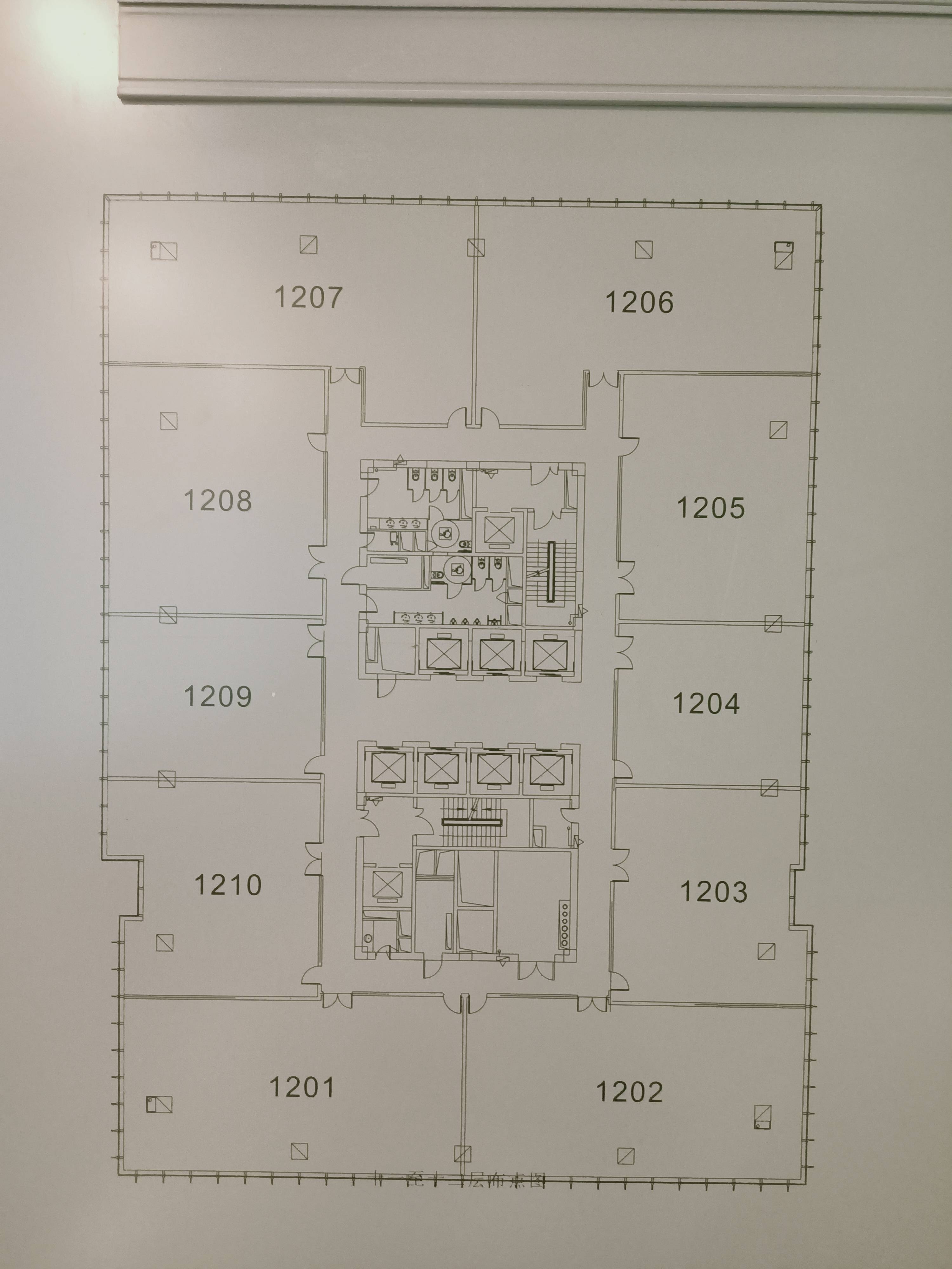 龙华上海绿地中心一期270平米写字楼出租