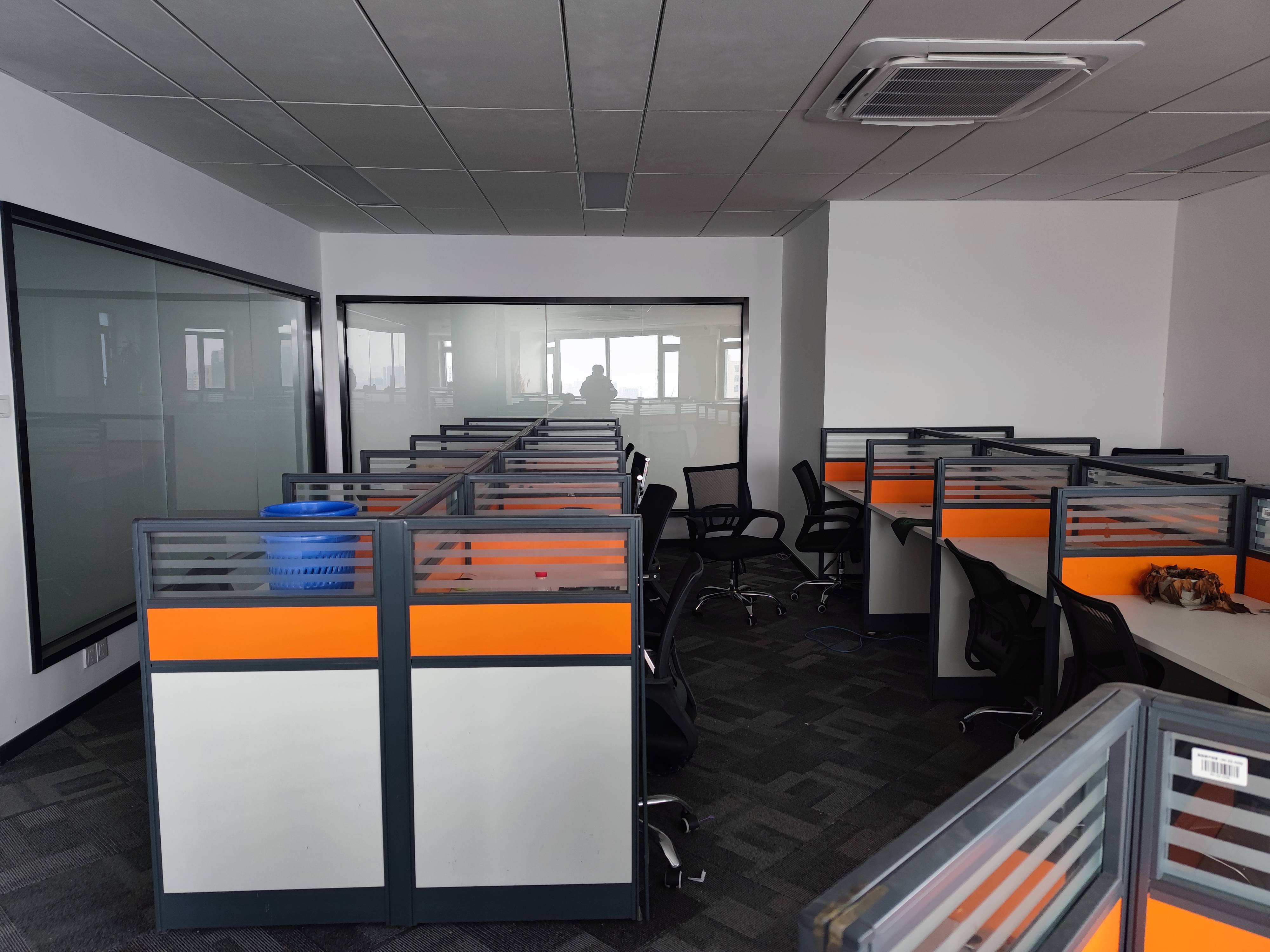 西藏北路申航大厦256平米写字楼出租