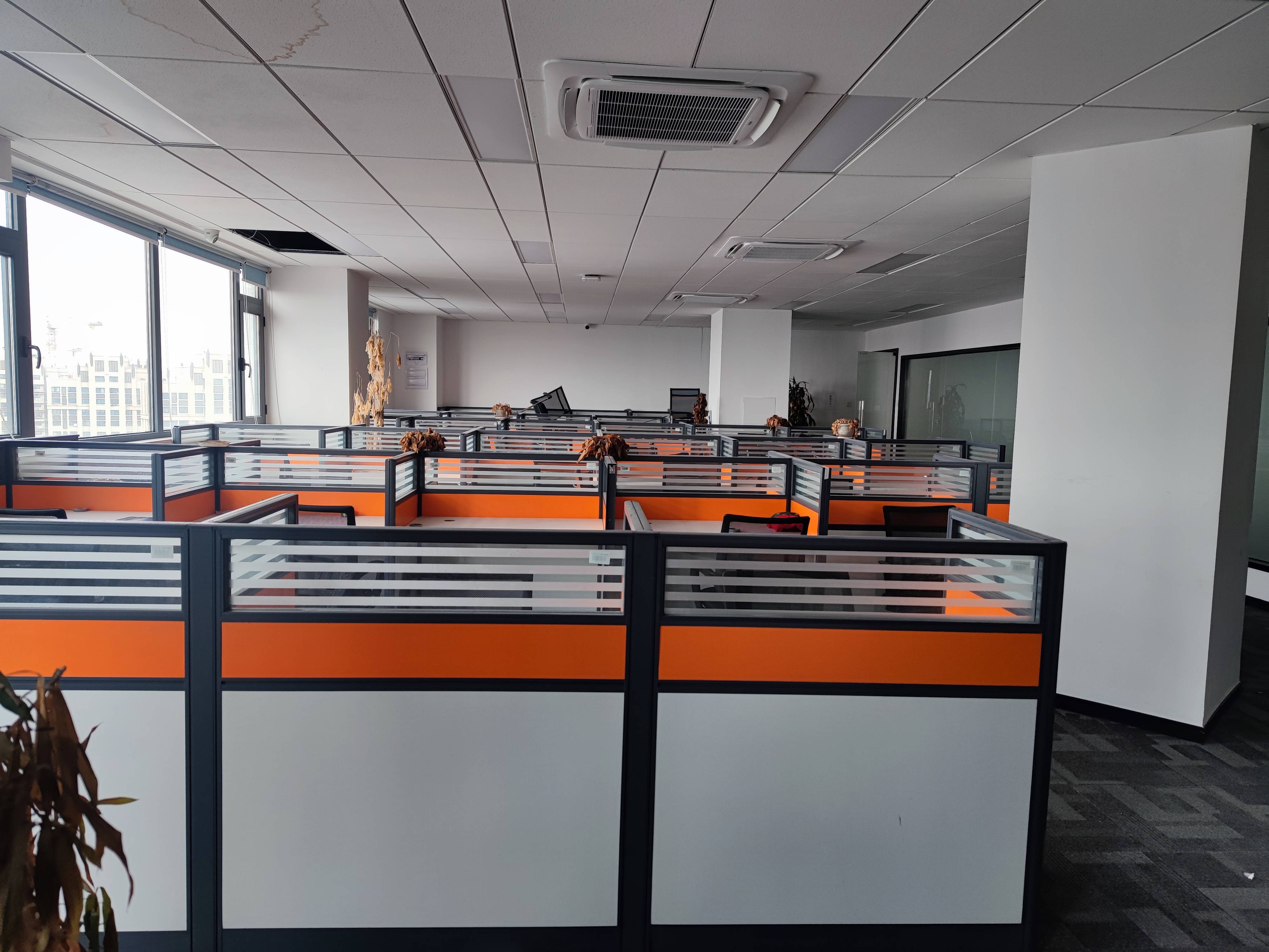 西藏北路申航大厦256平米写字楼出租