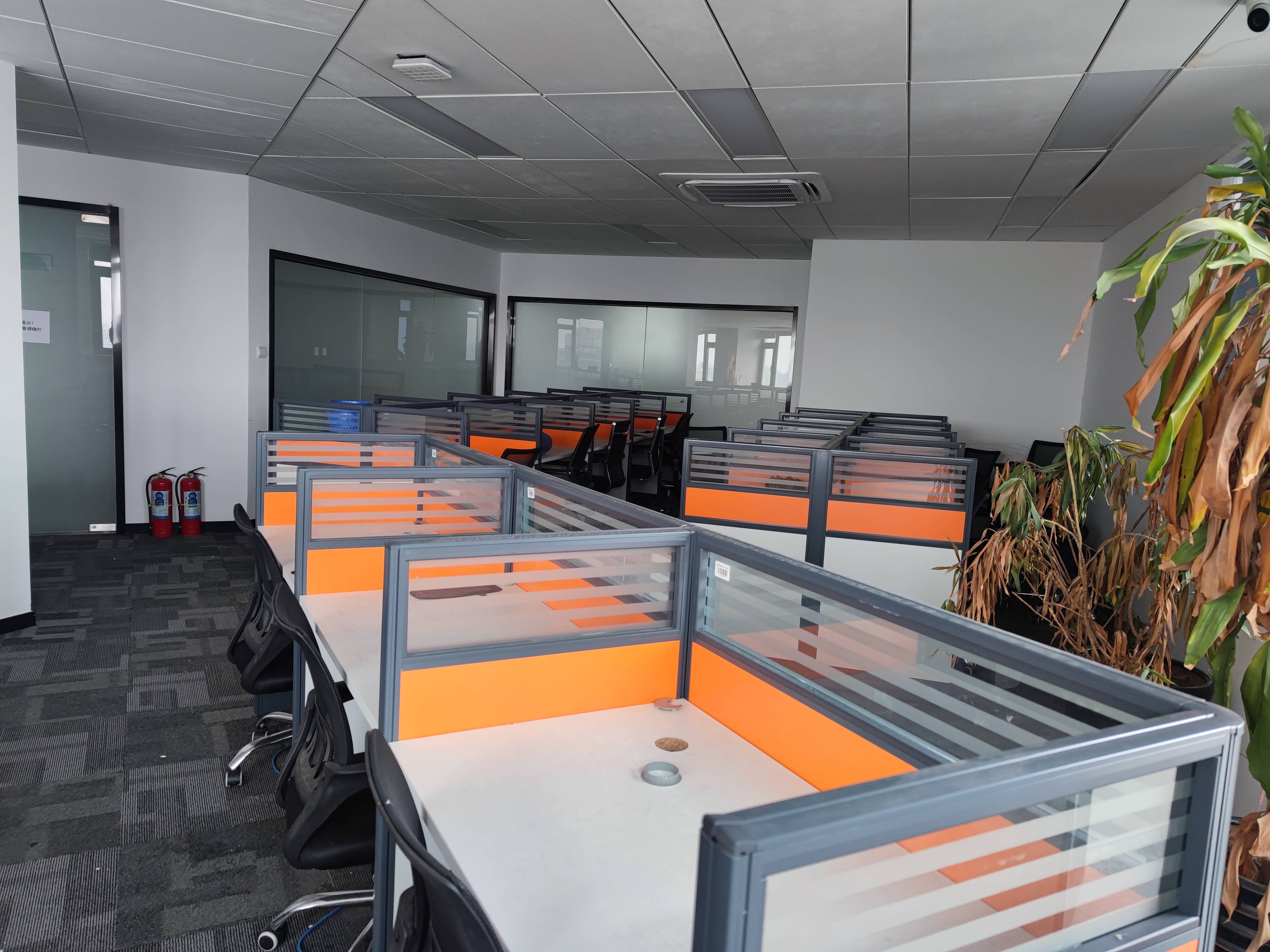 西藏北路申航大厦256平米写字楼出租