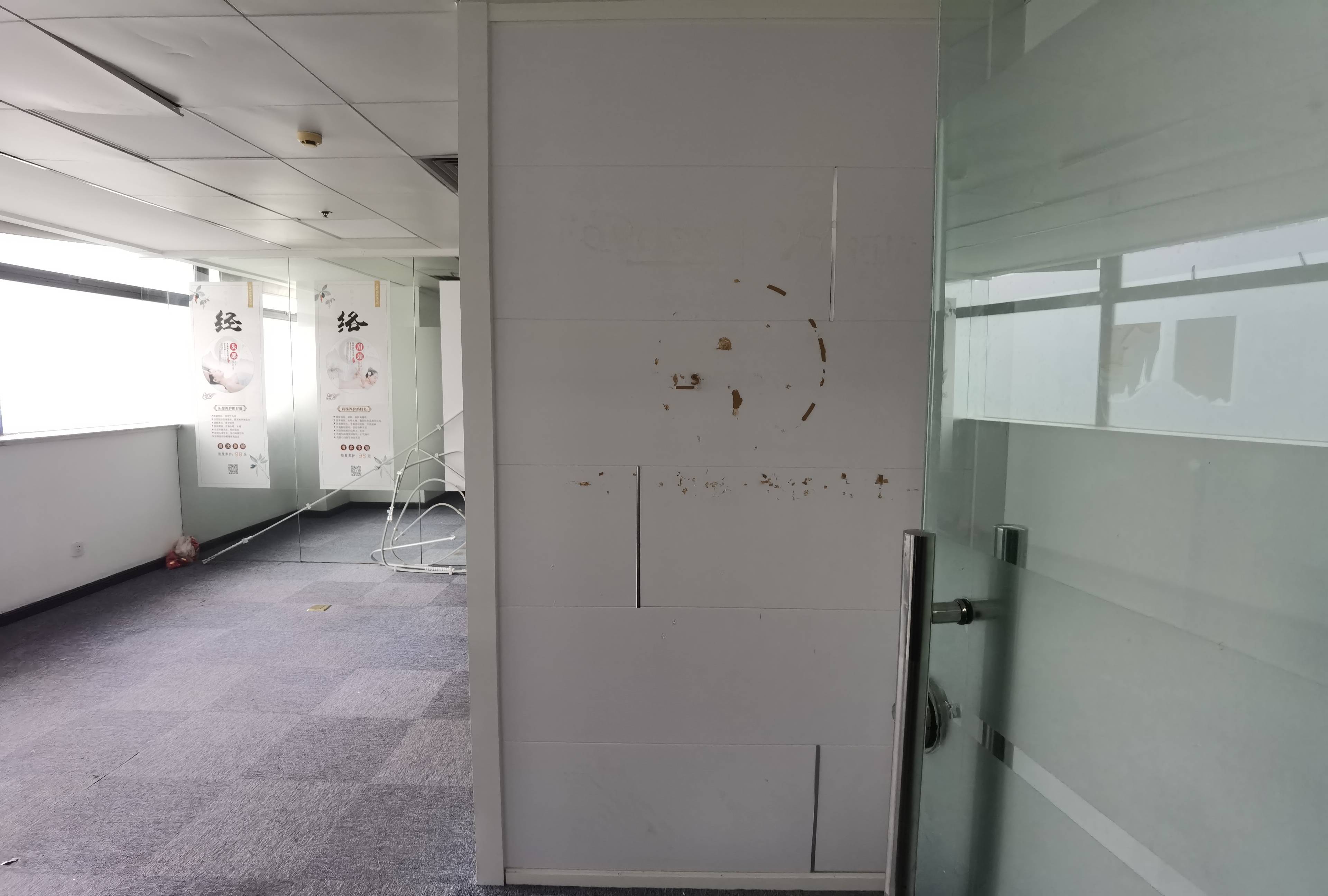 不夜城上海现代交通商务大厦91平米写字楼出租