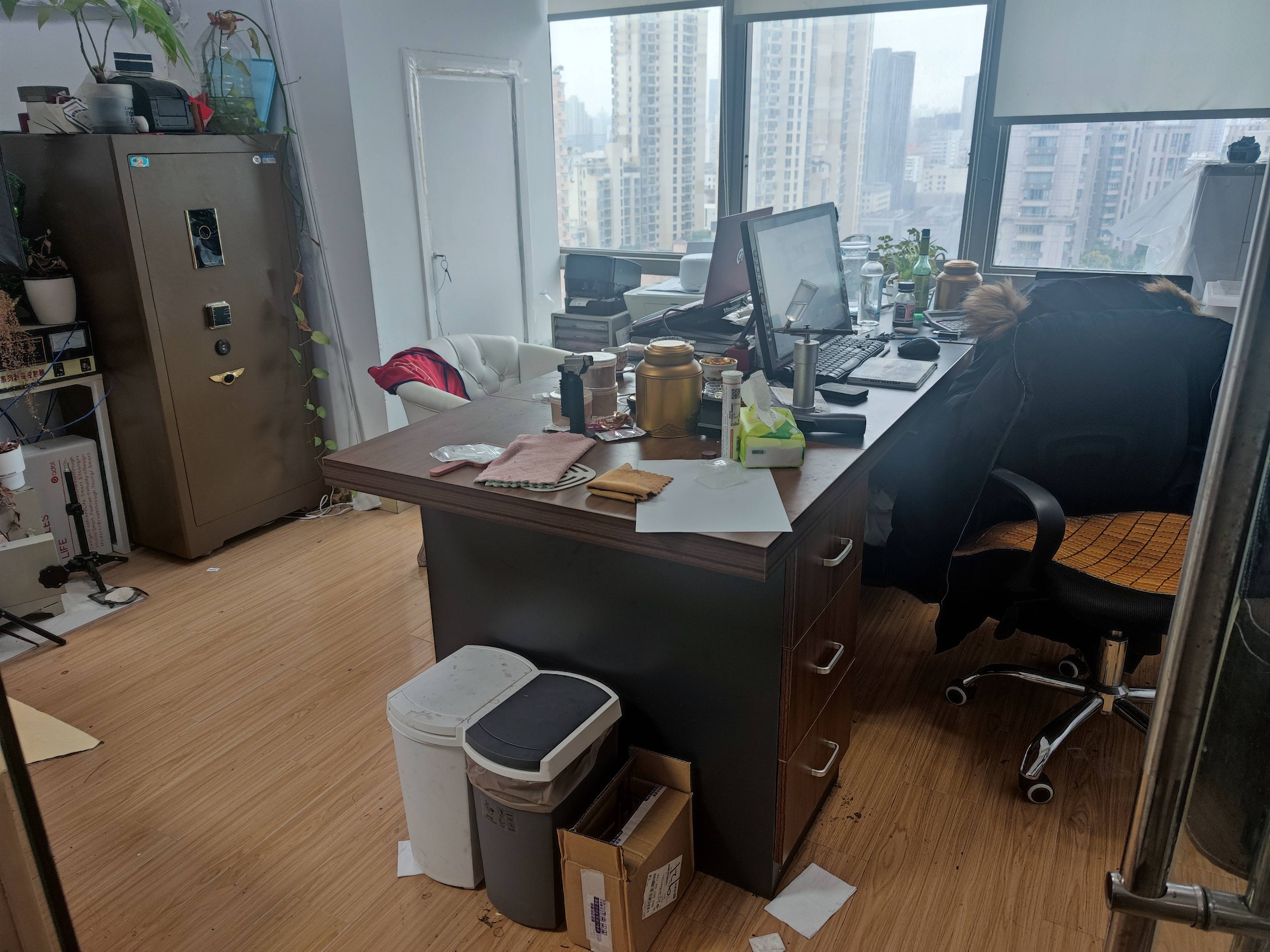 西藏北路金赢108创意广场64平米写字楼出租