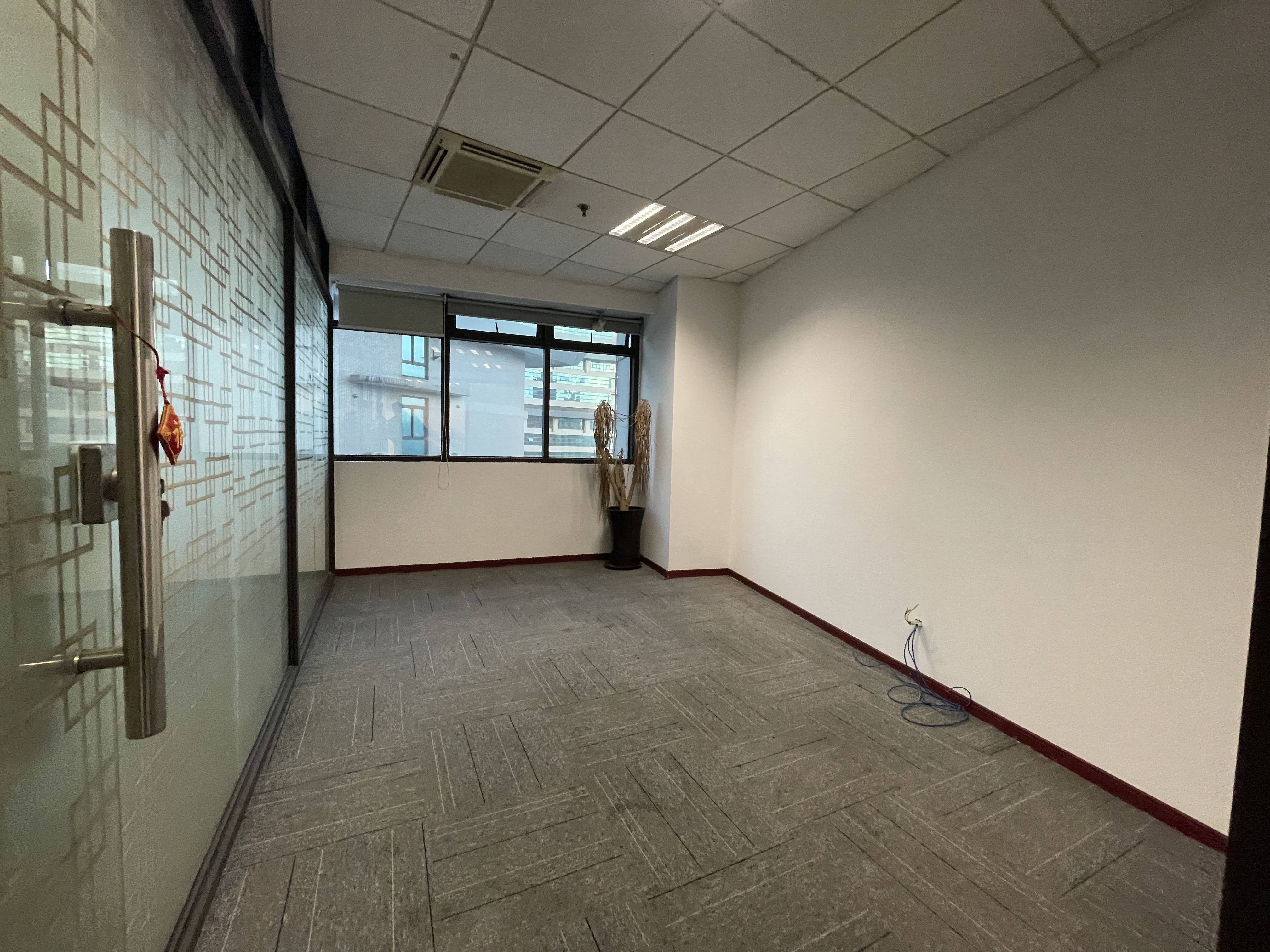 徐家汇均瑶国际广场129平米写字楼出租