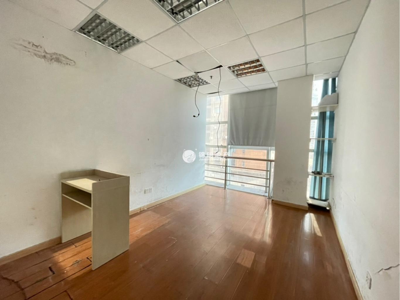 鞍山莱克大厦110平米写字楼出租