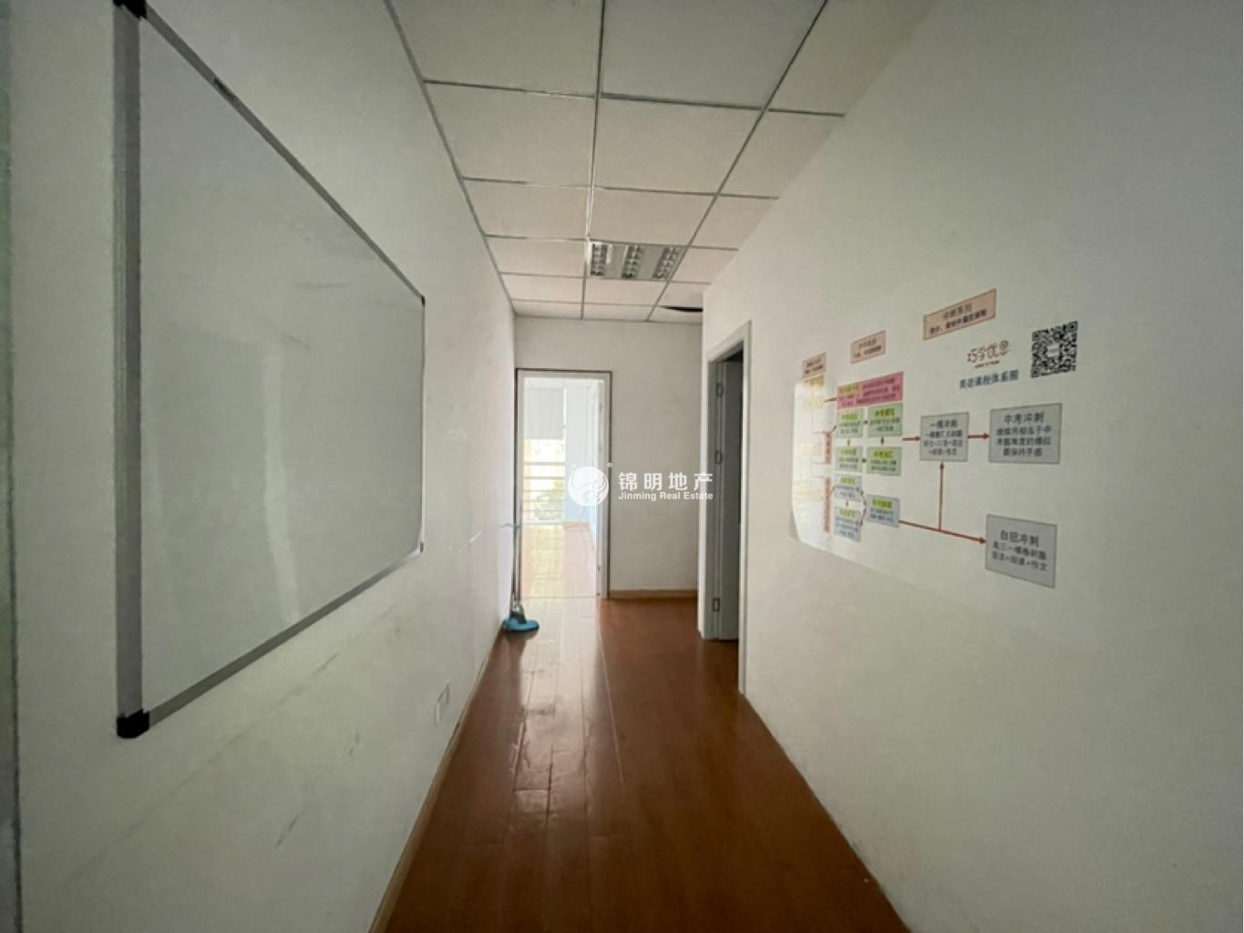 鞍山莱克大厦110平米写字楼出租