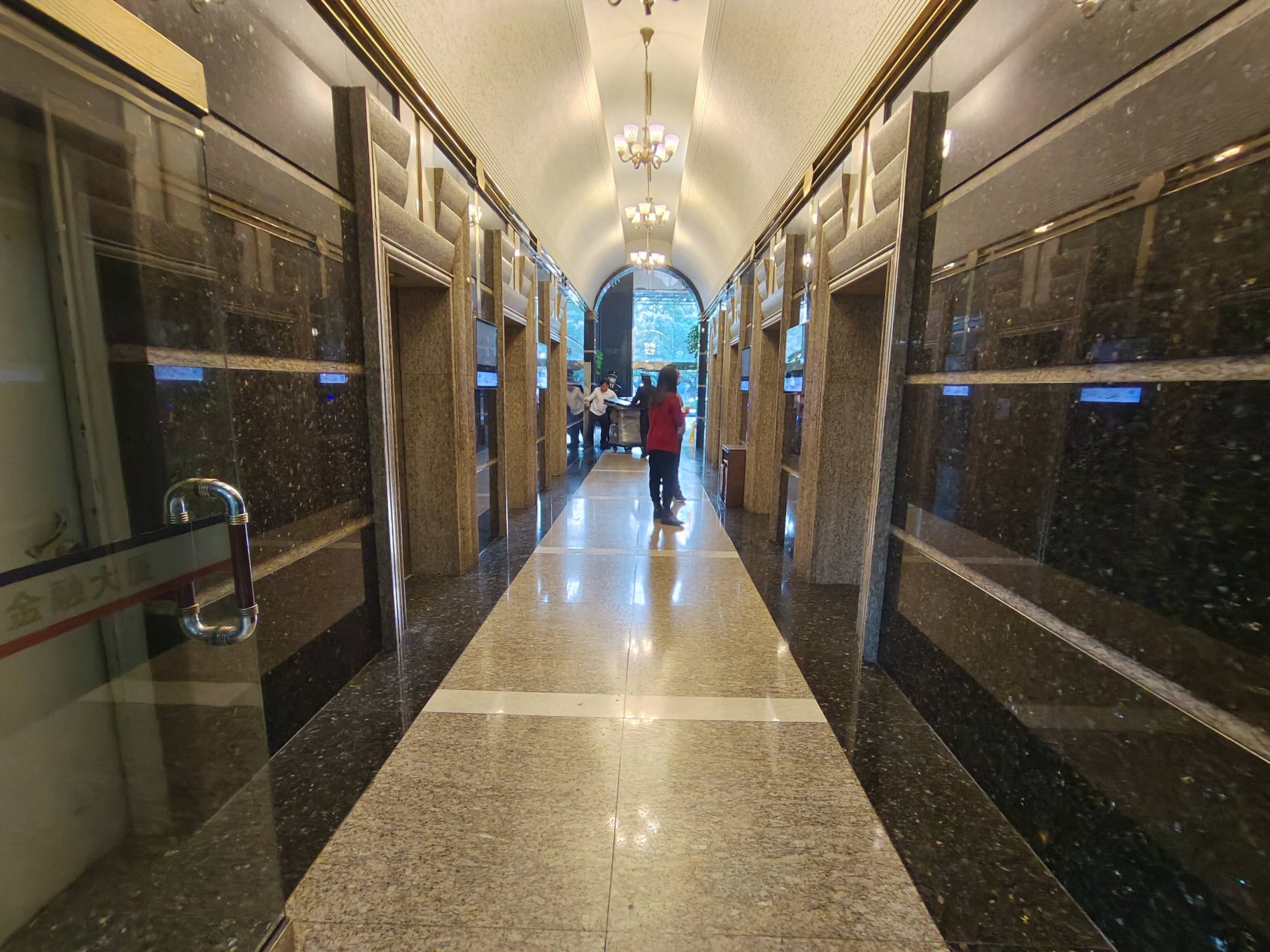 潍坊汤臣金融大厦128平米写字楼出租