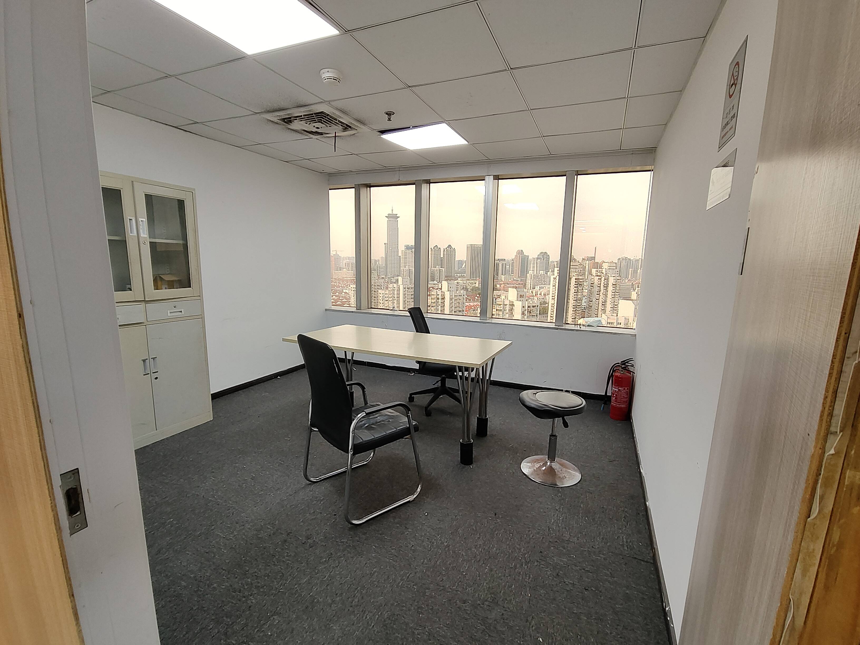 潍坊汤臣金融大厦128平米写字楼出租