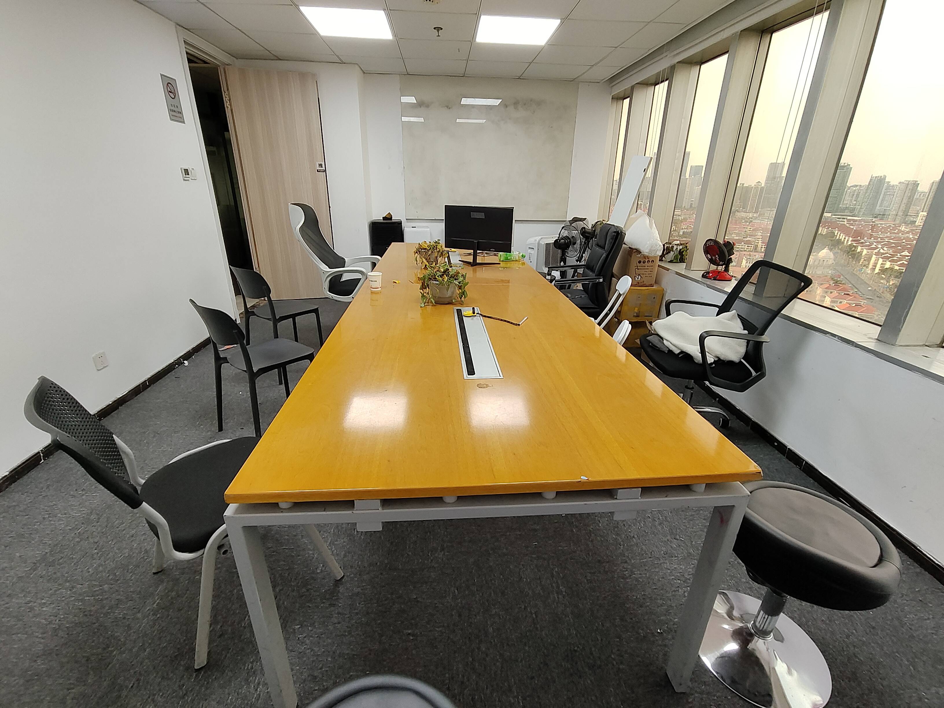 潍坊汤臣金融大厦128平米写字楼出租