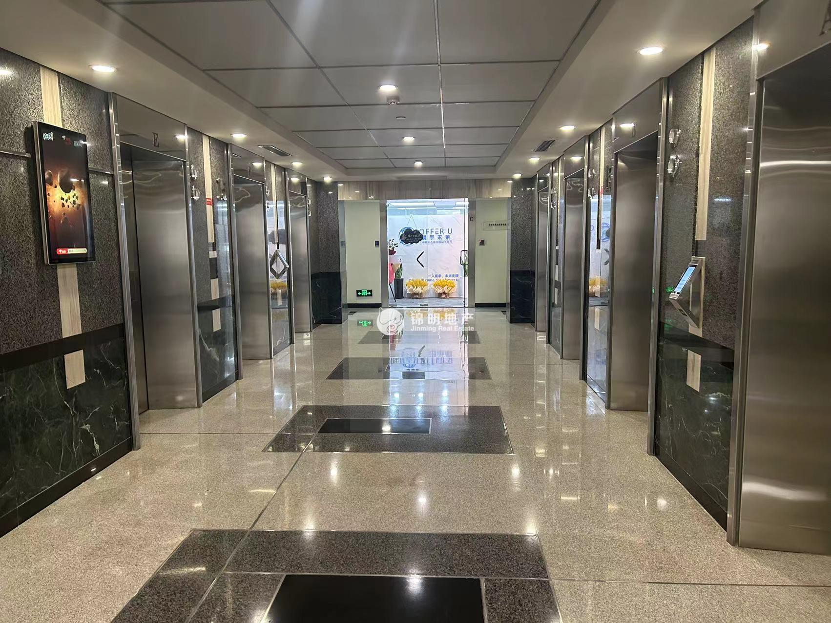 徐家汇兆丰环球大厦98平米写字楼出租