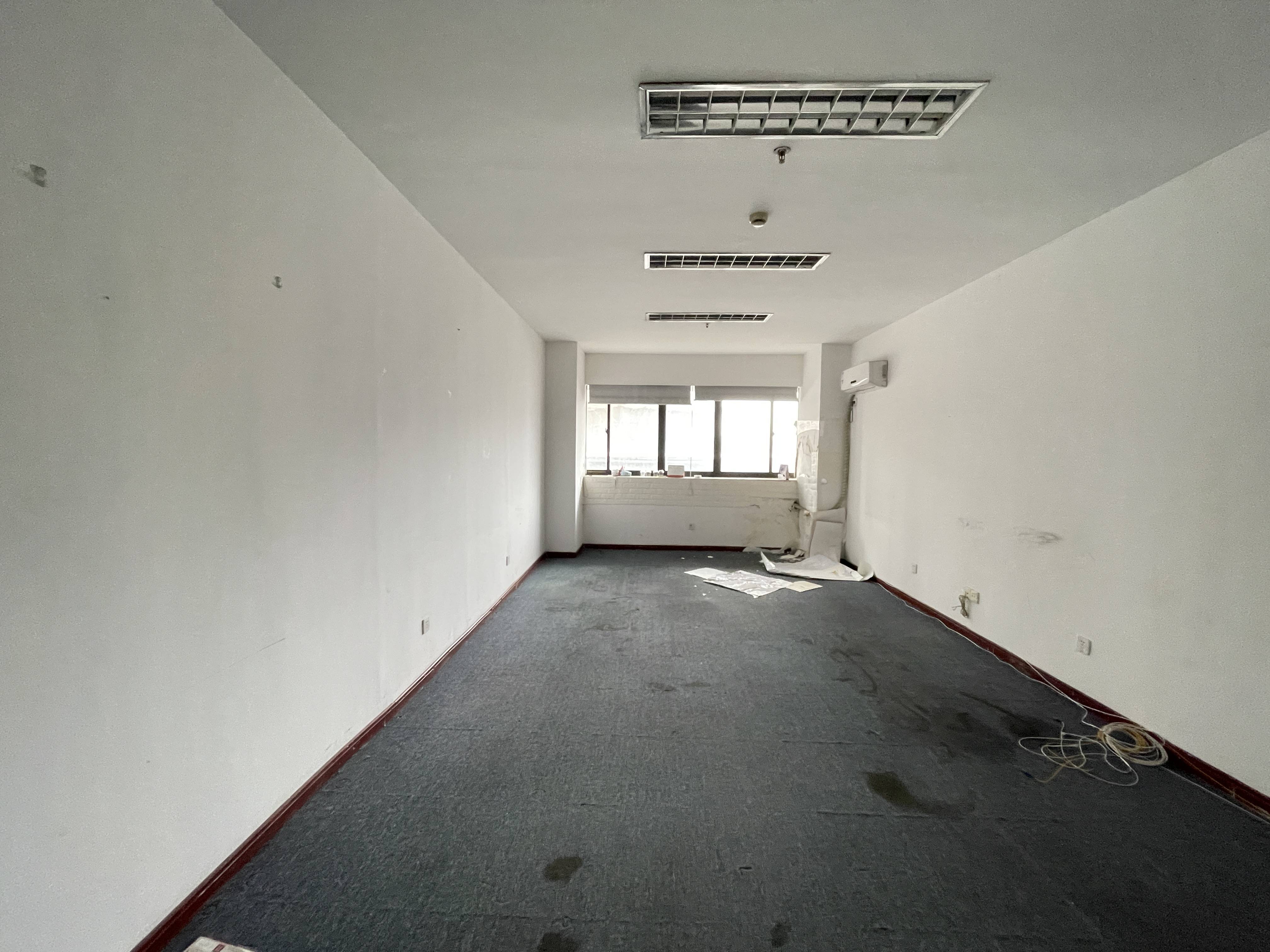 曹杨中谊大厦50平米写字楼出租