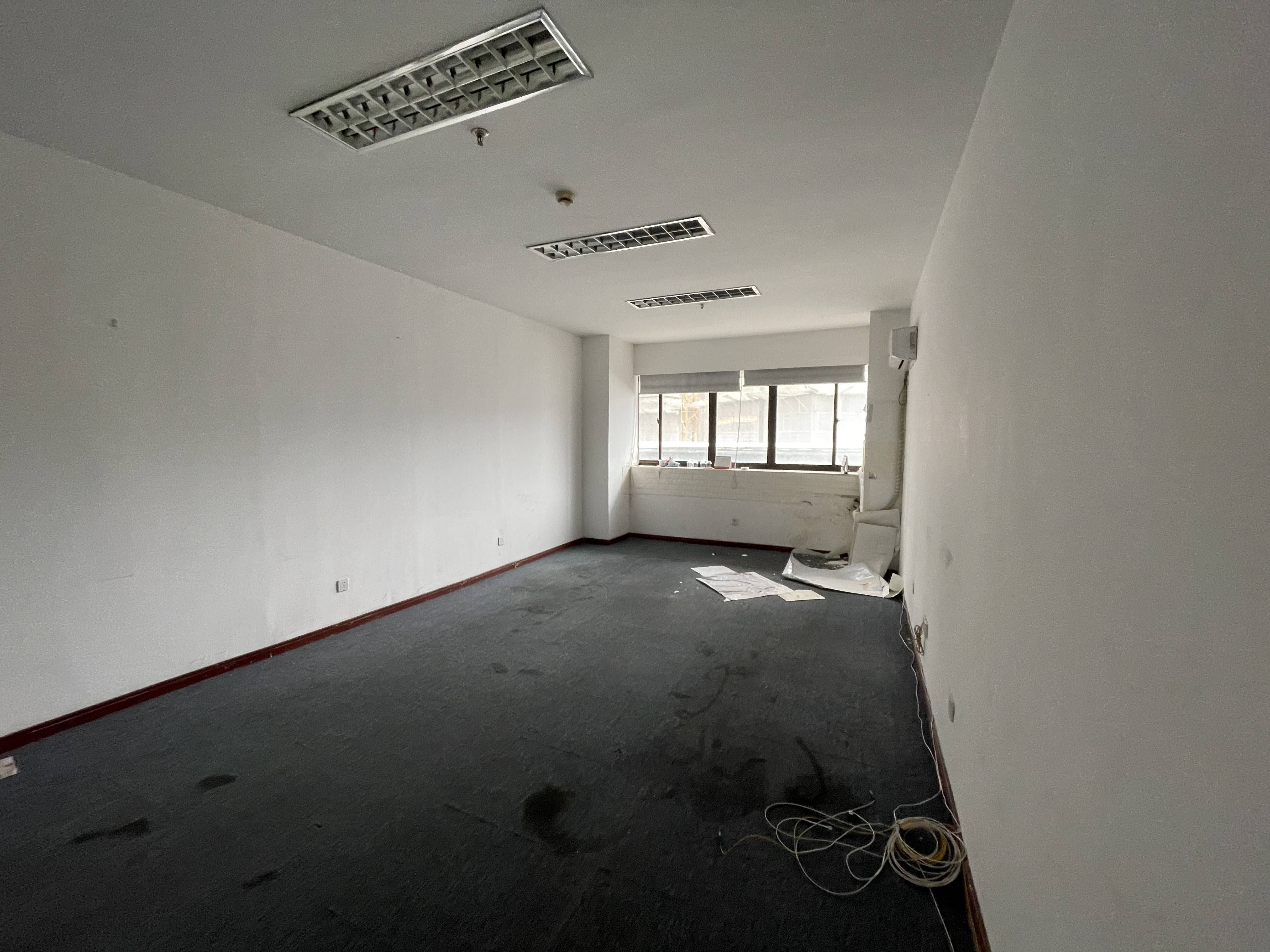 曹杨中谊大厦50平米写字楼出租