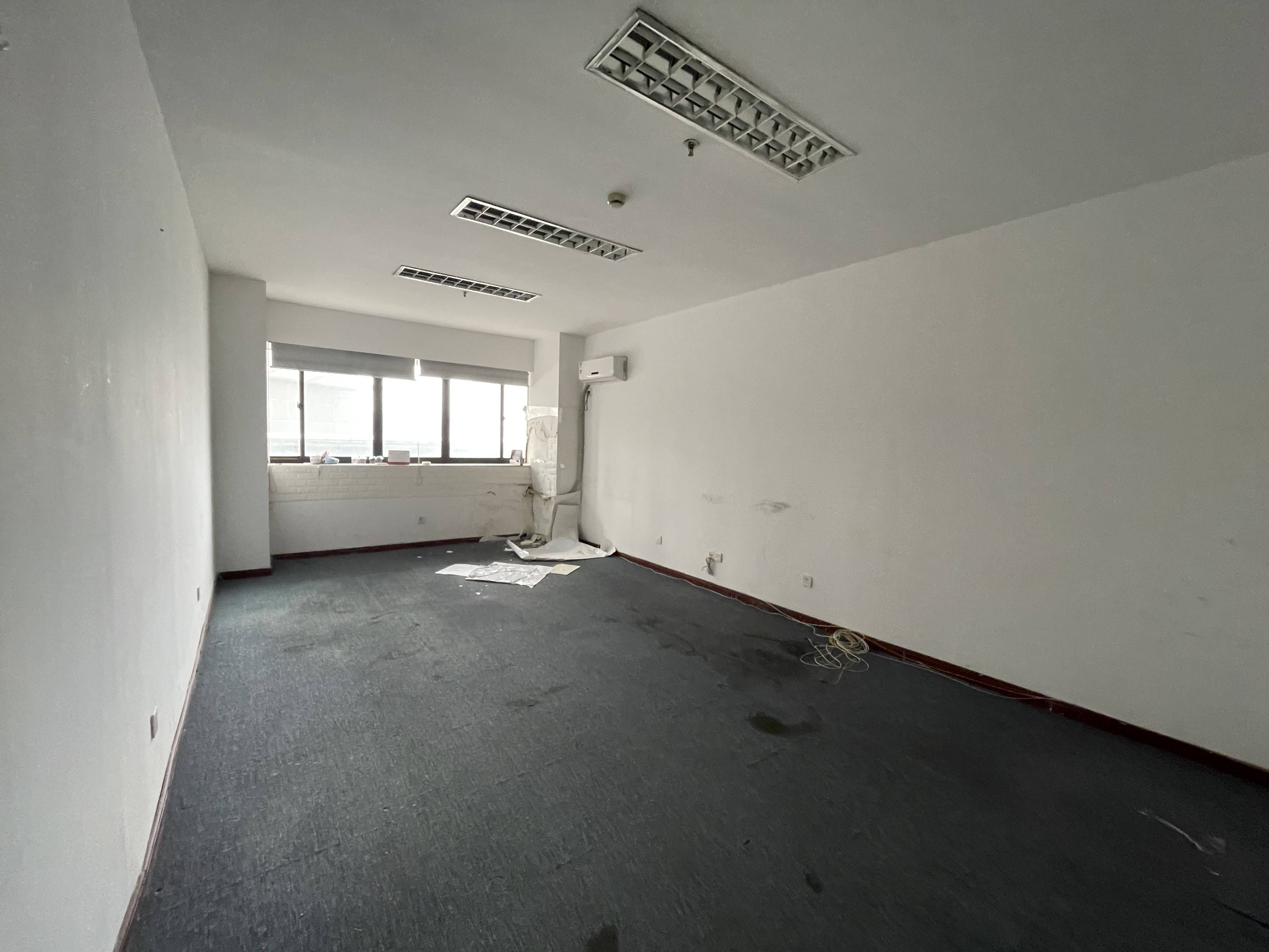 曹杨中谊大厦50平米写字楼出租