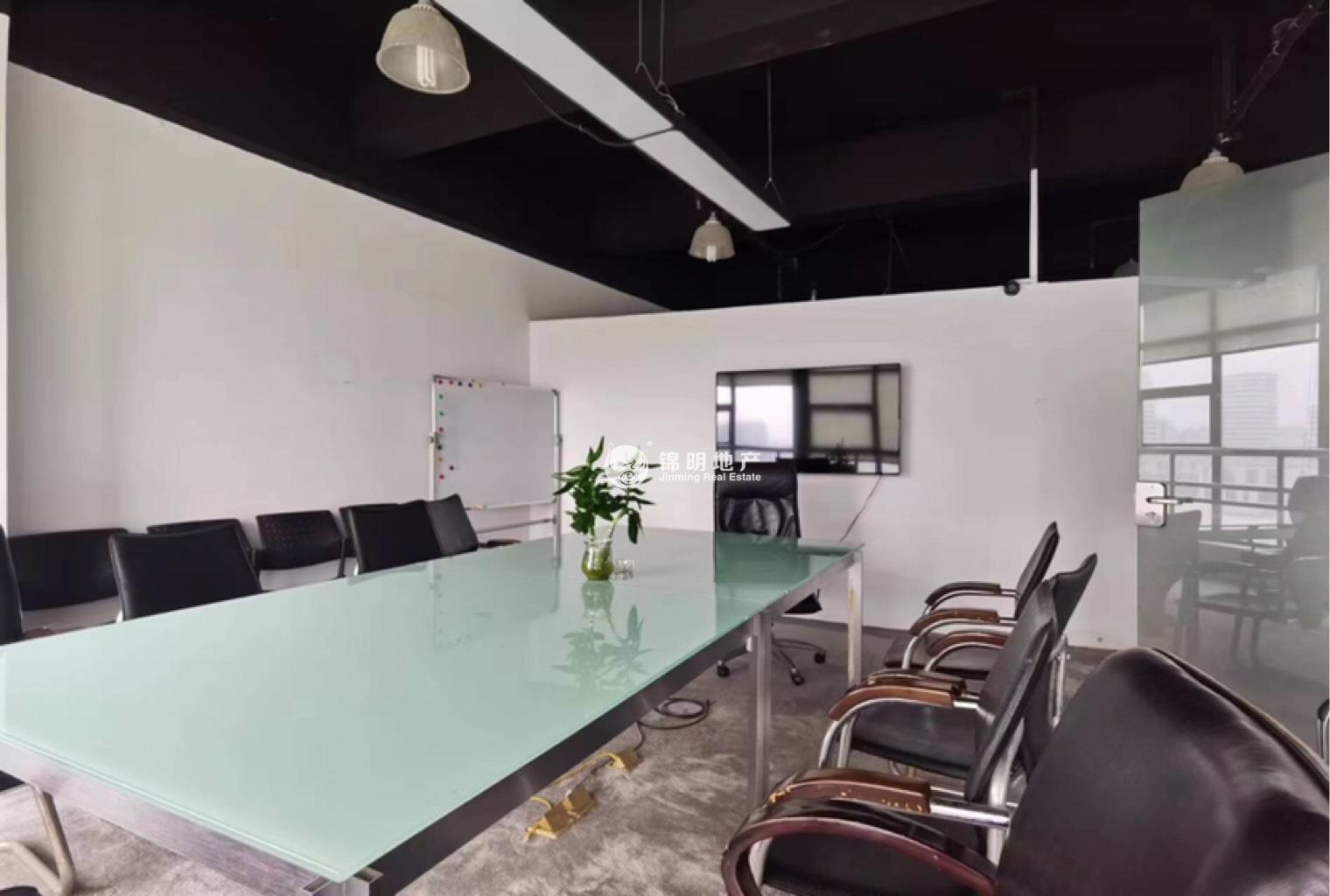 漕河泾莲花大厦213平米写字楼出租