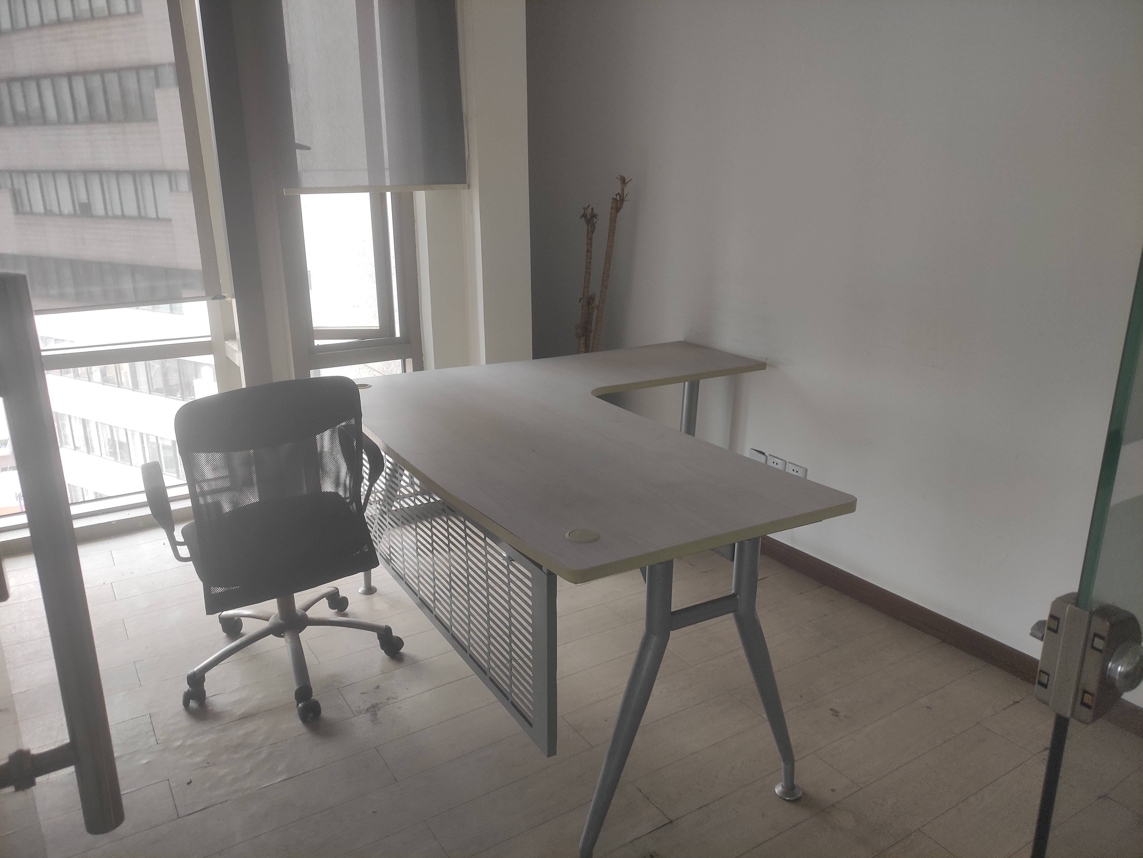 豫园旺角广场117平米写字楼出租