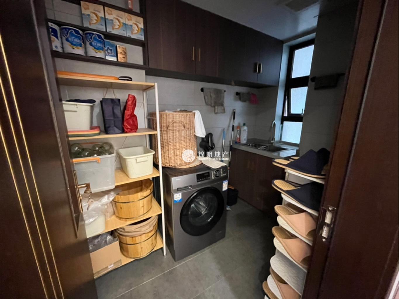 五里桥丽都大厦201平米写字楼出租