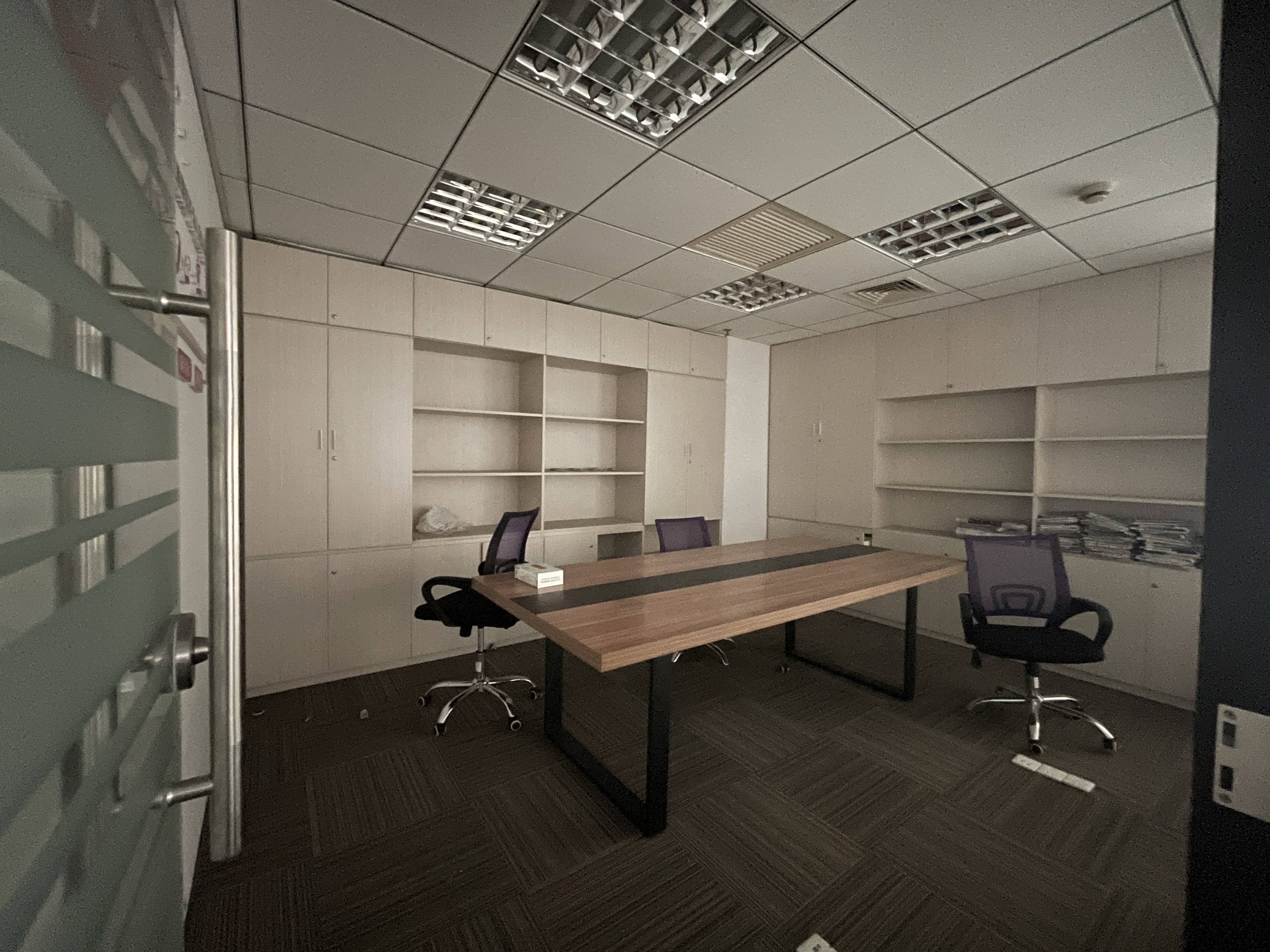 徐家汇飞雕国际大厦152平米写字楼出租