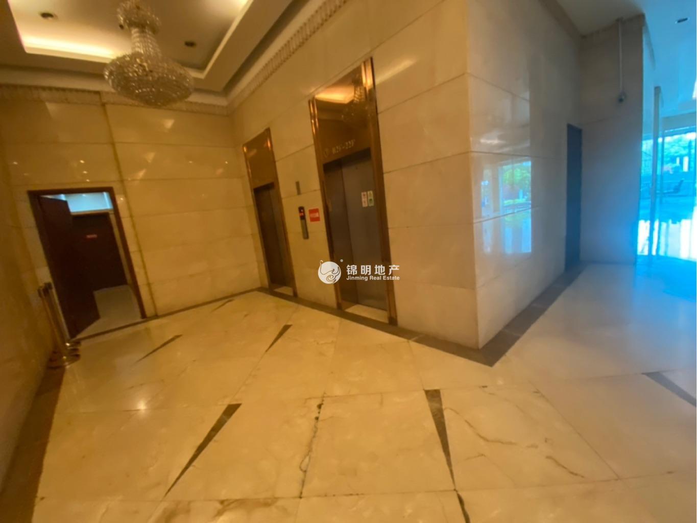 临平路飘鹰世纪大厦70平米写字楼出租