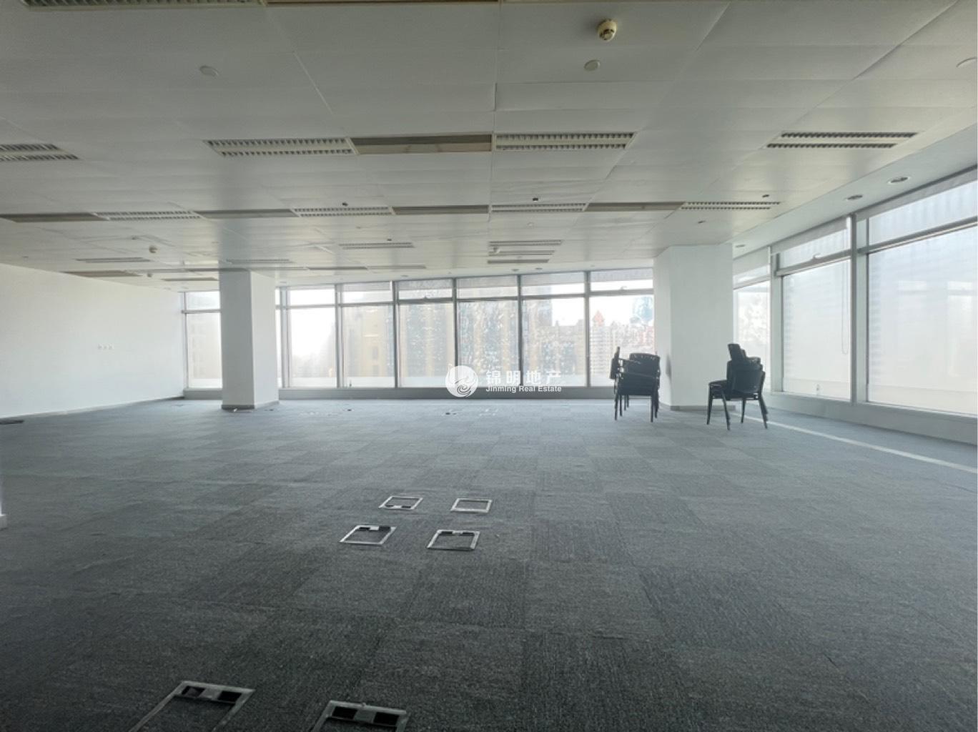 世博滨江绿地海外滩188平米写字楼出租