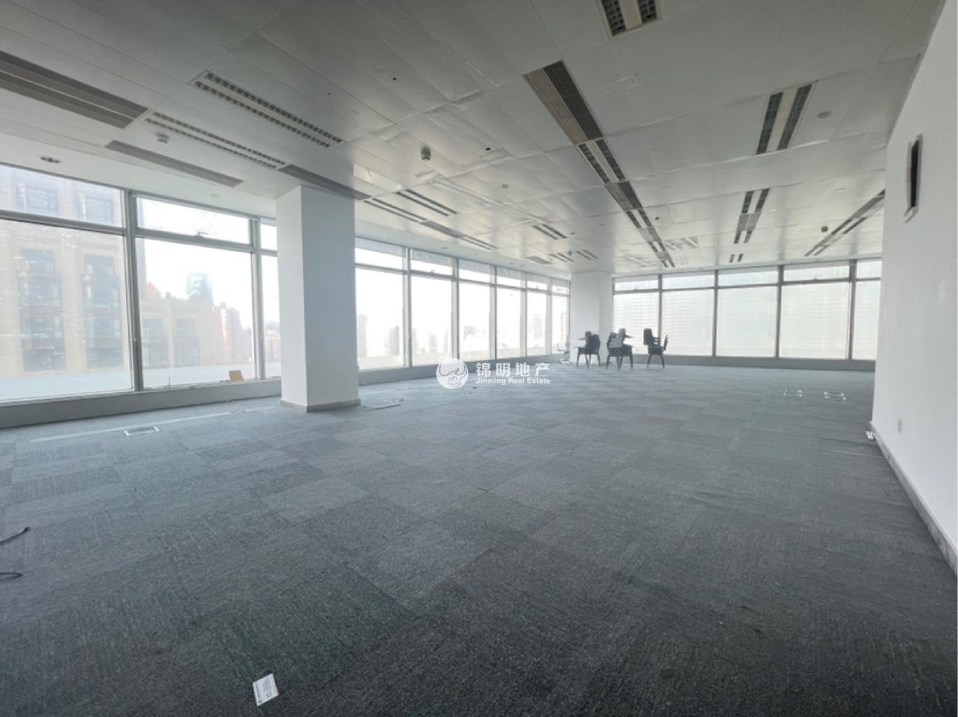 世博滨江绿地海外滩188平米写字楼出租