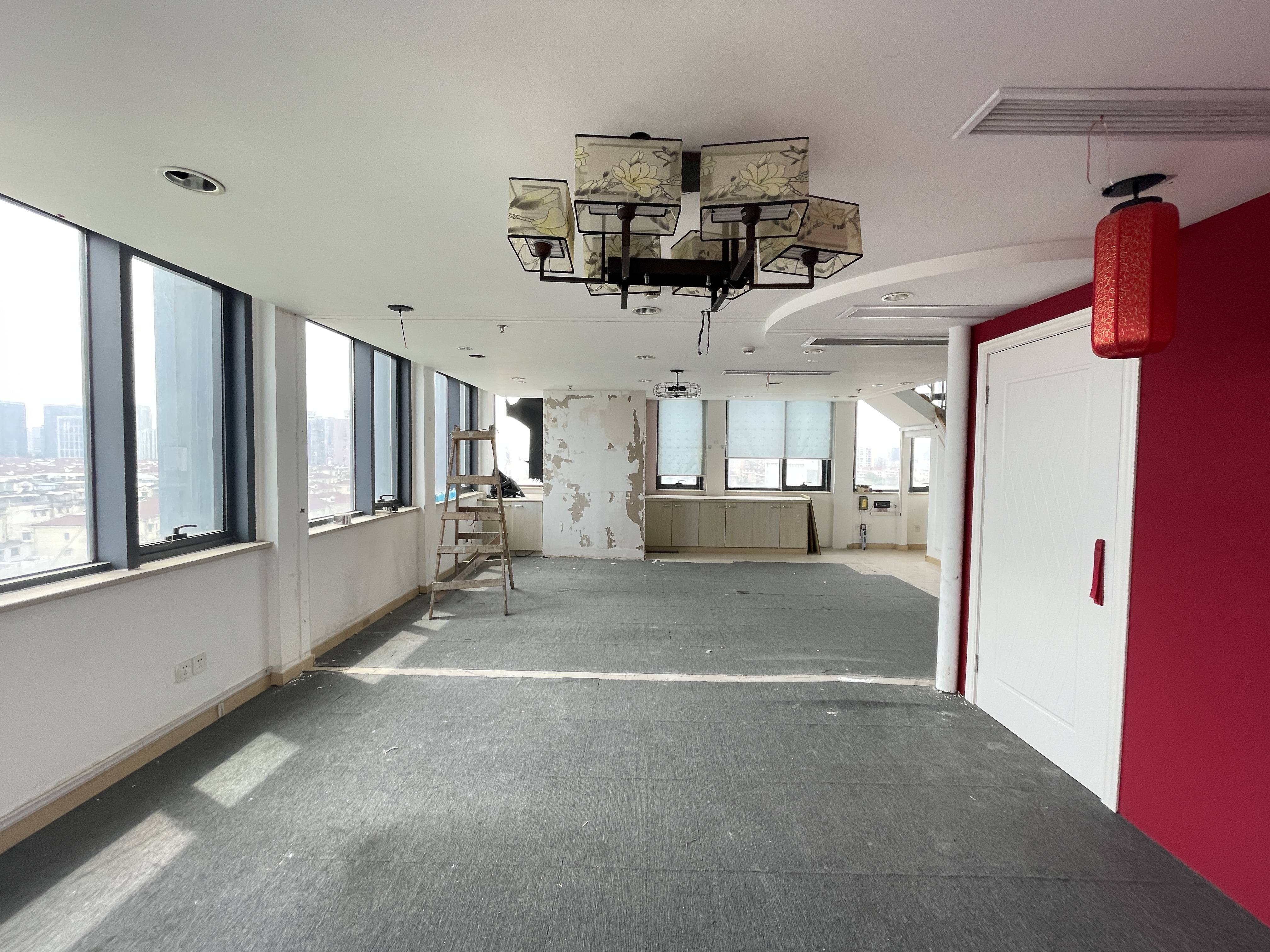 甘泉宜川绿地威科国际商业广场165平米写字楼出租