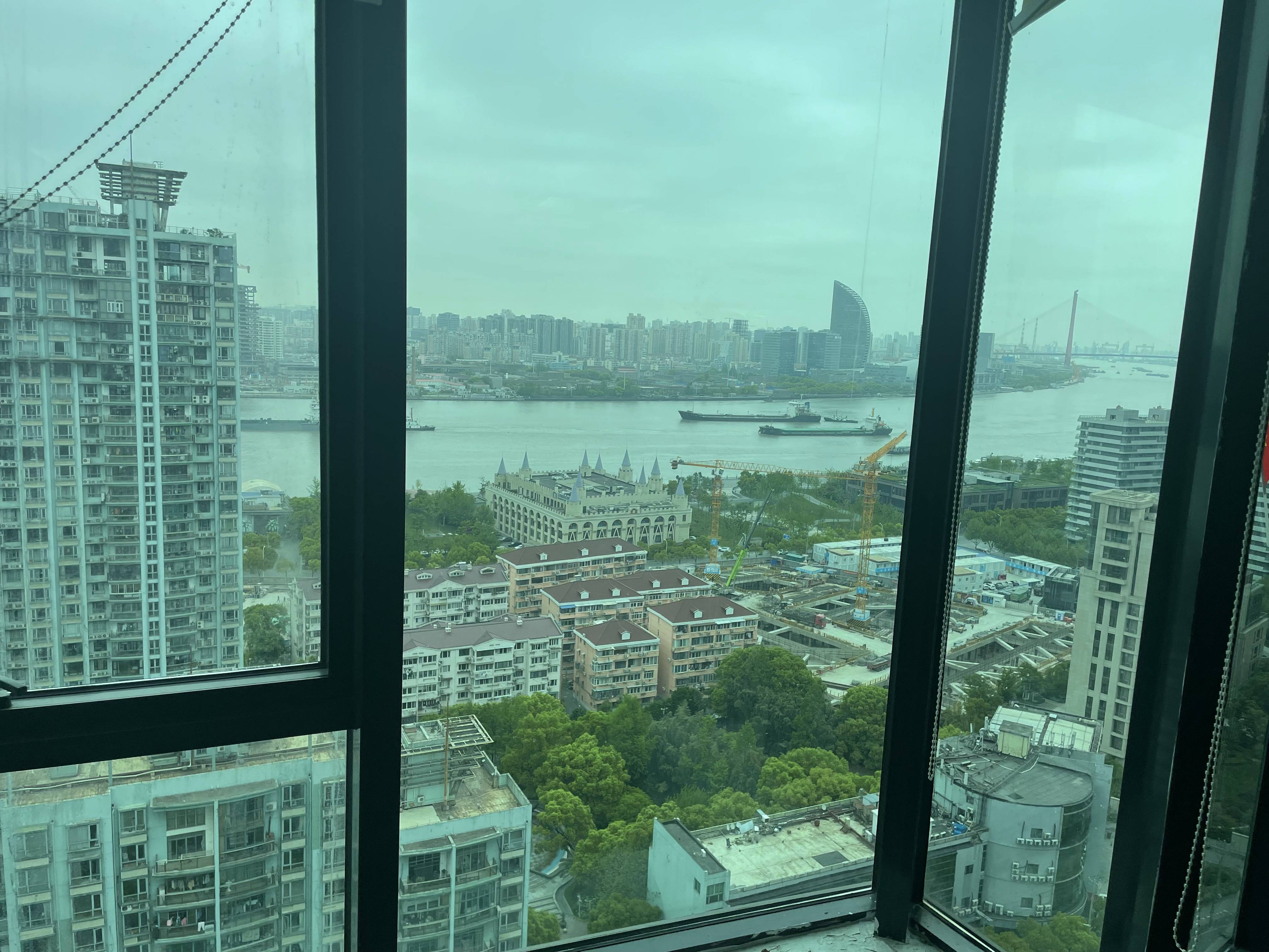 陆家嘴裕景国际大厦286平米写字楼出租